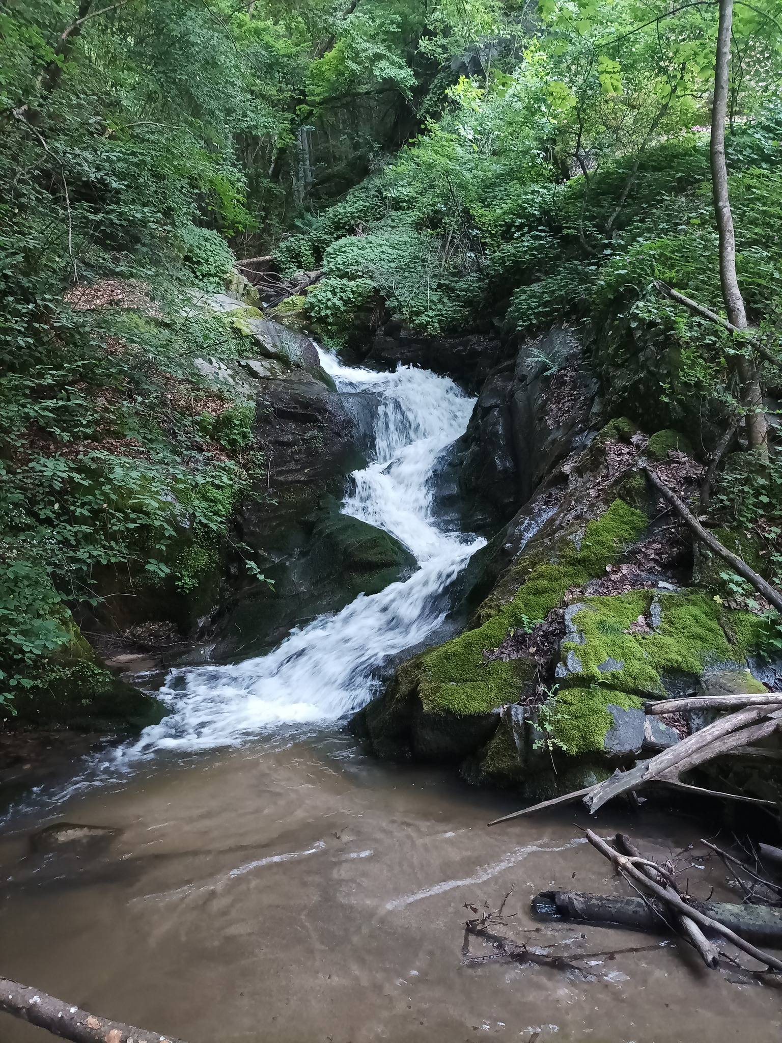 Водопад Среднишки дол 4