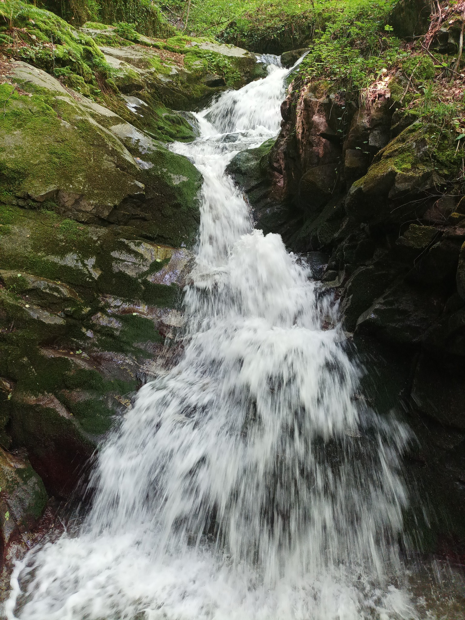 Височки водопад