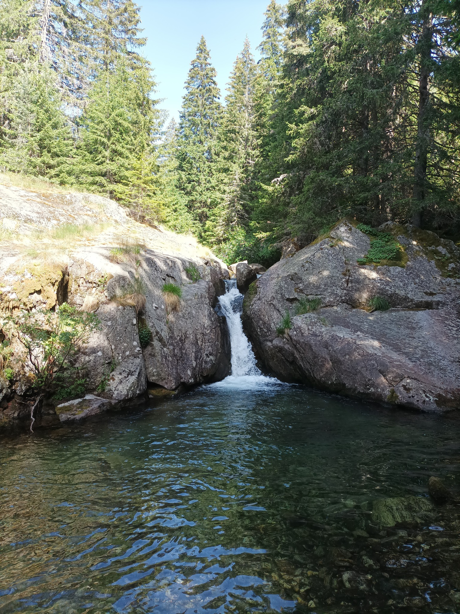 Отовишки водопад 12