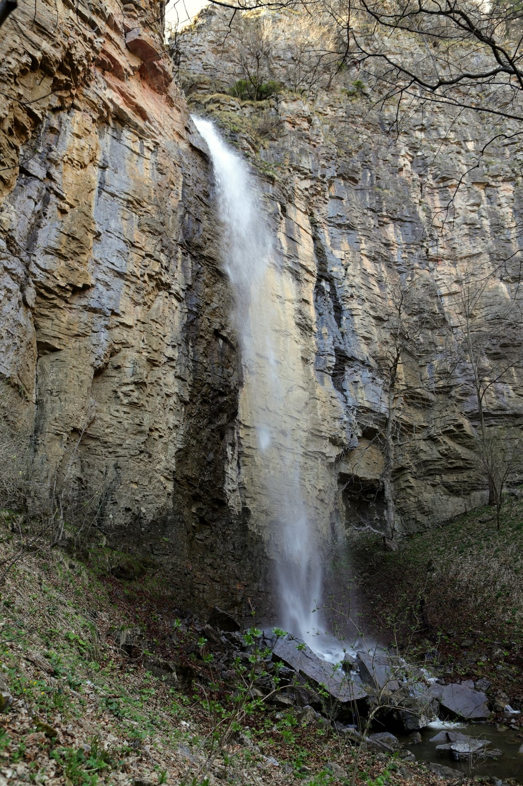 Водопад Червената скала