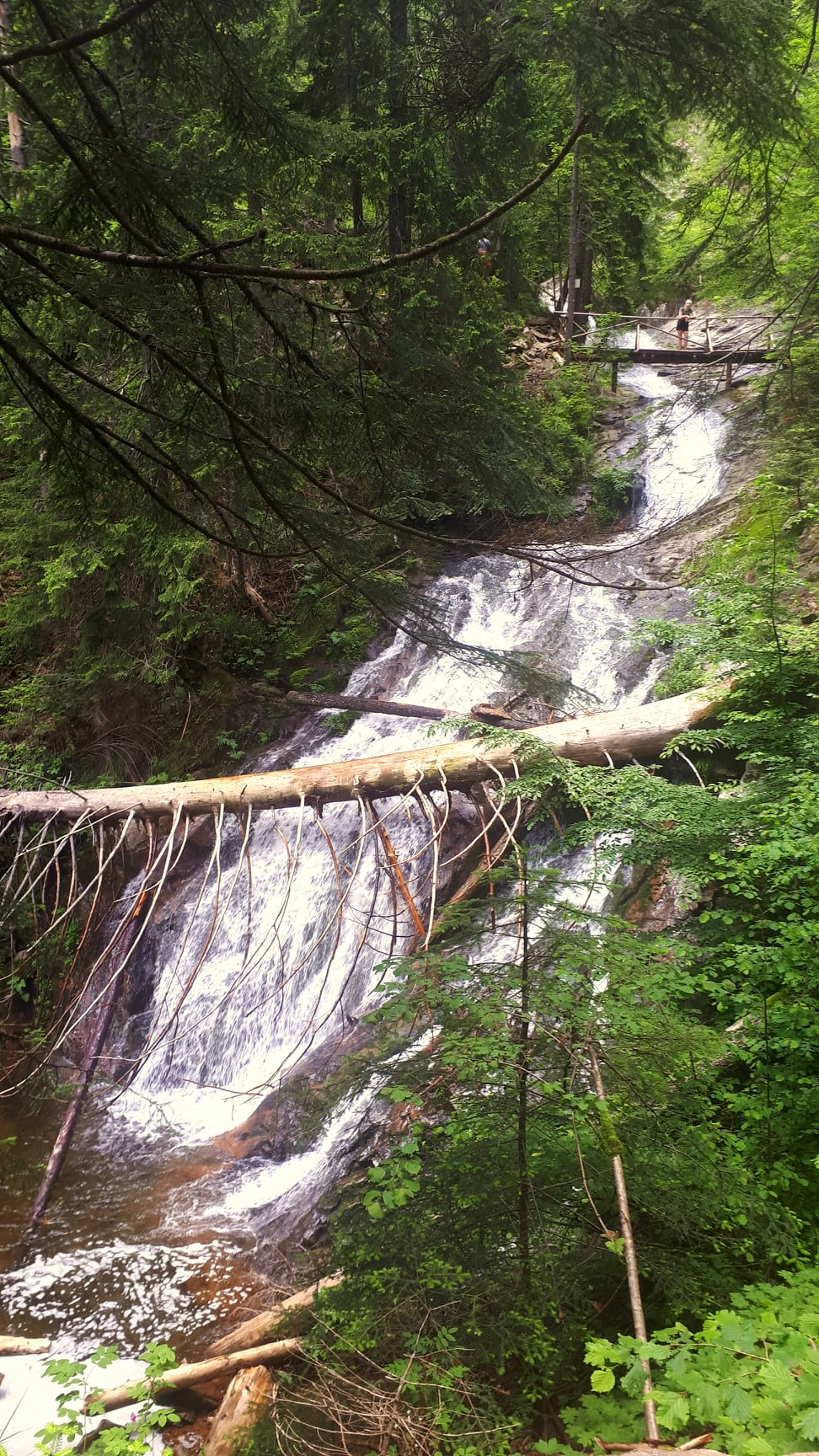 Водопад Каскадите