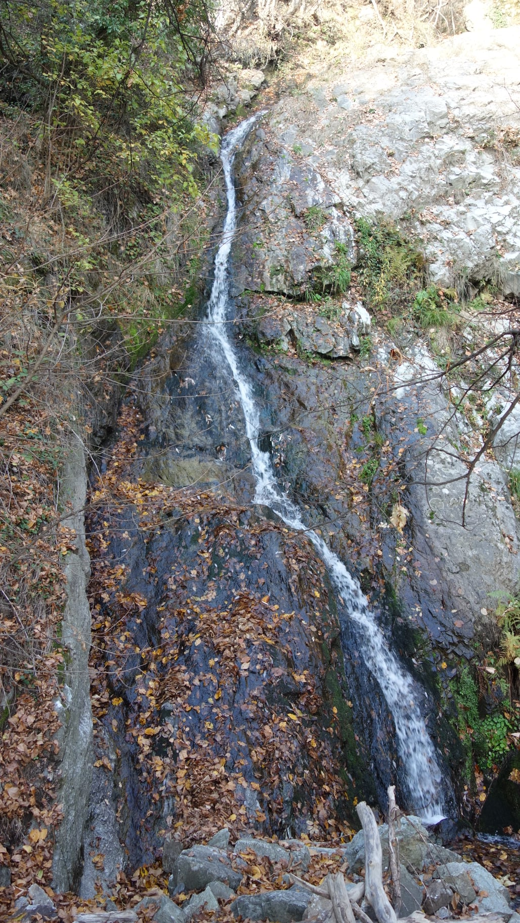 Долен водопад Малката река