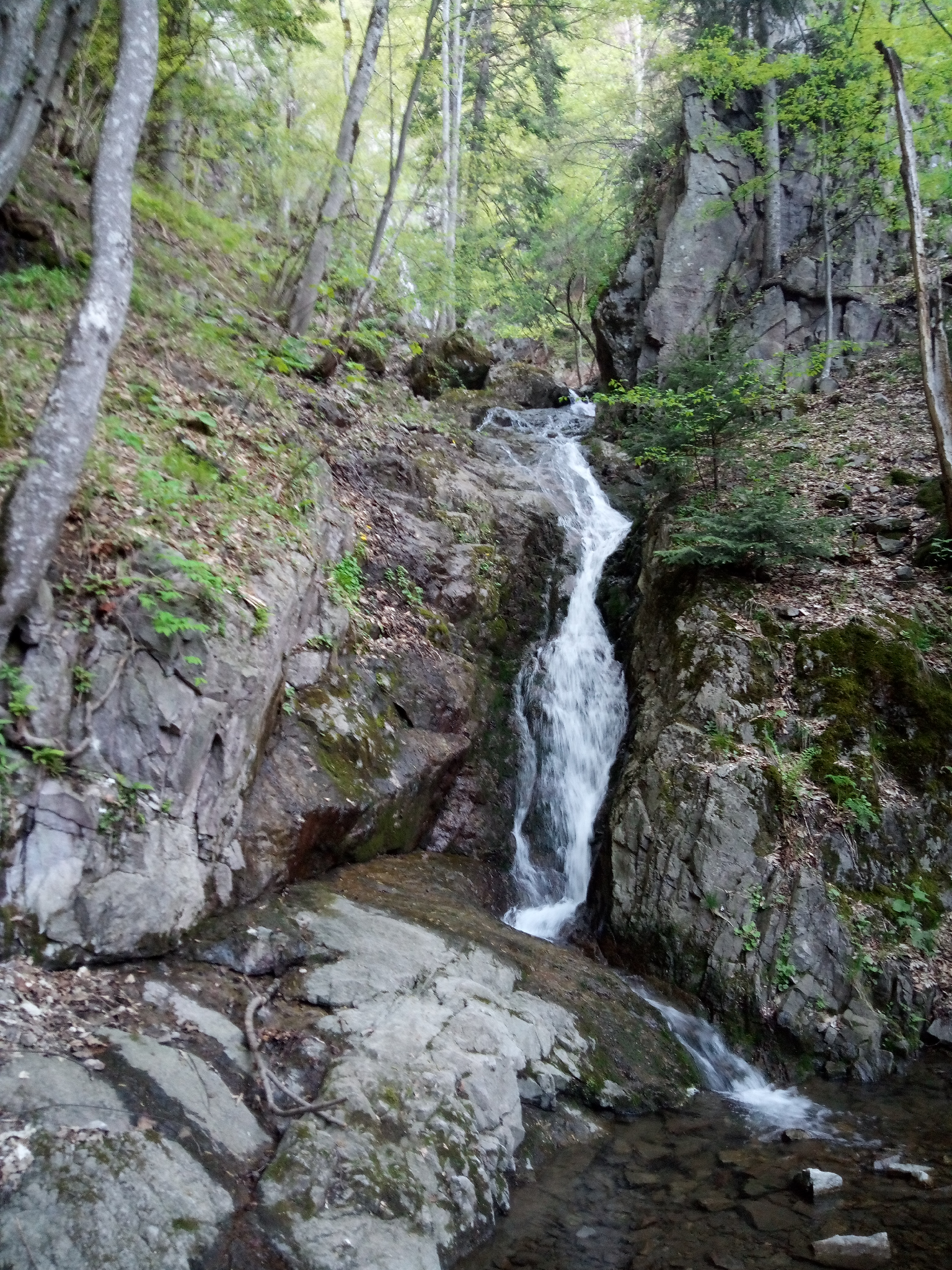 Долен водопад Кастрак дере