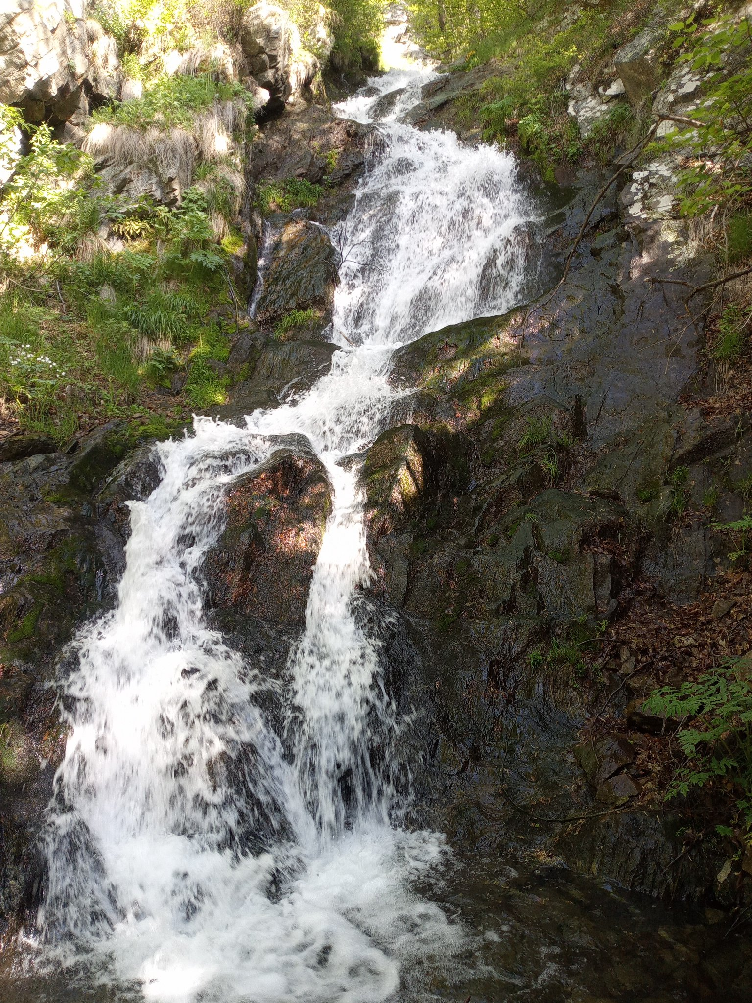 Горен водопад Гургура 