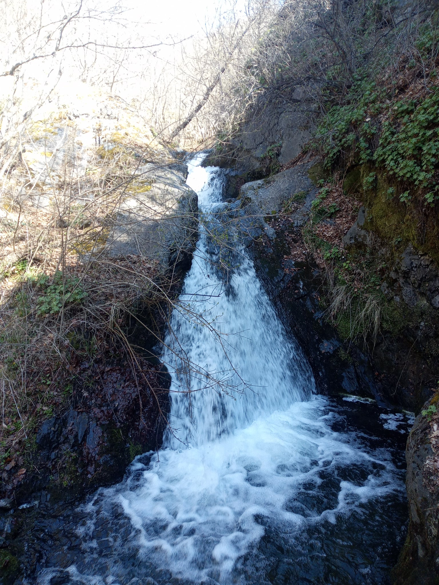 Долен водопад Казанка