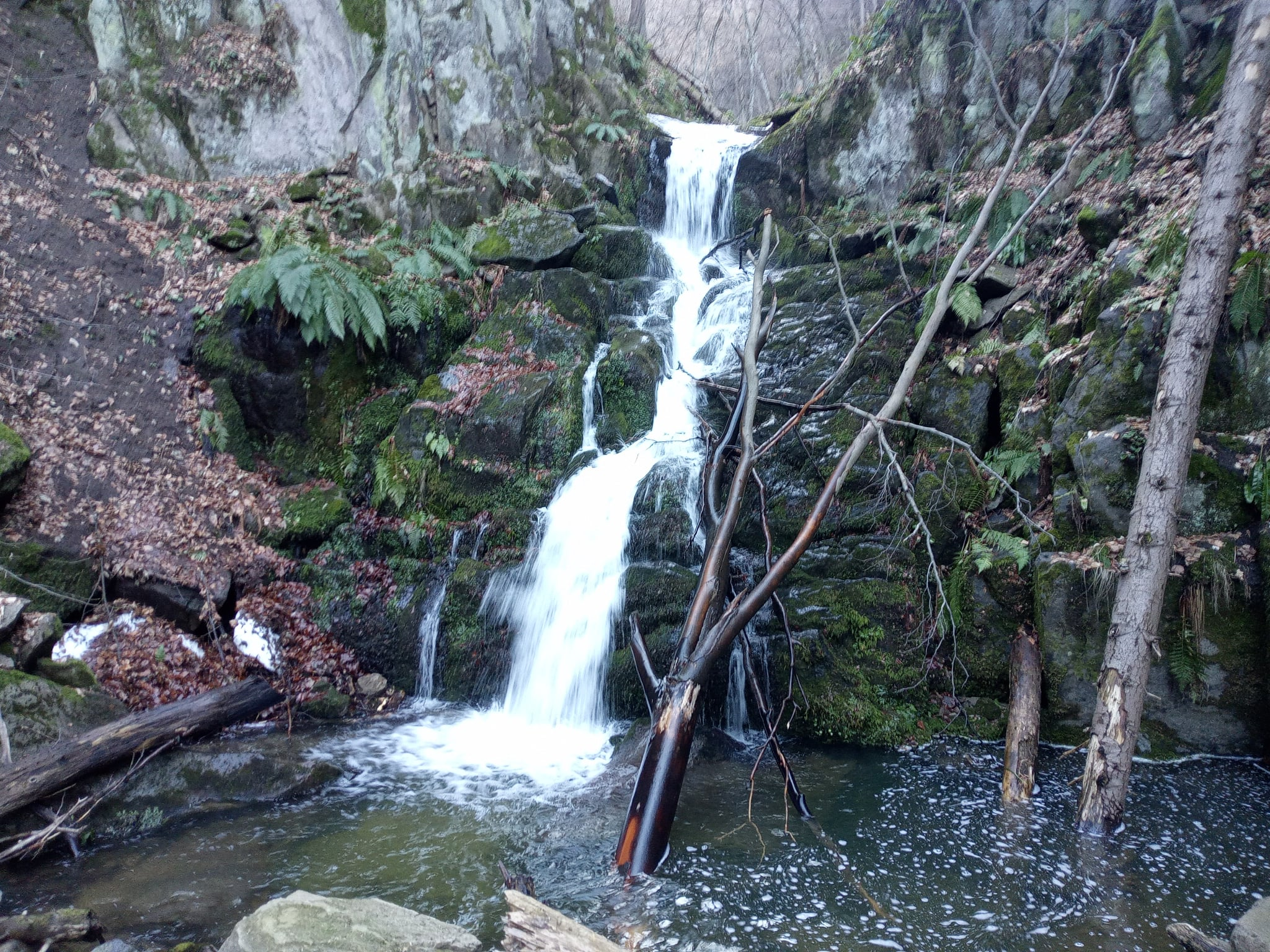Сините водопади Долен