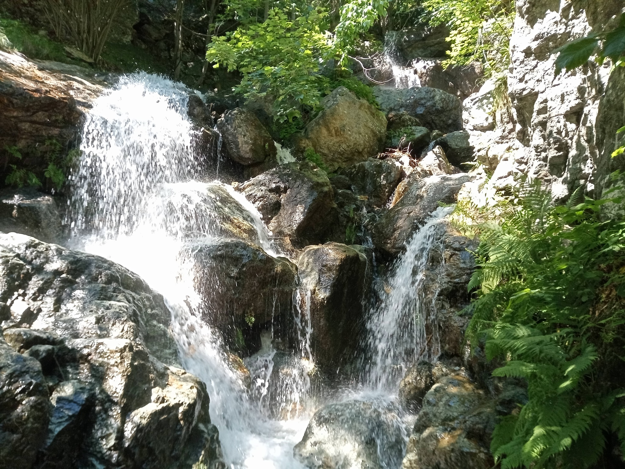 Водопад Рудината