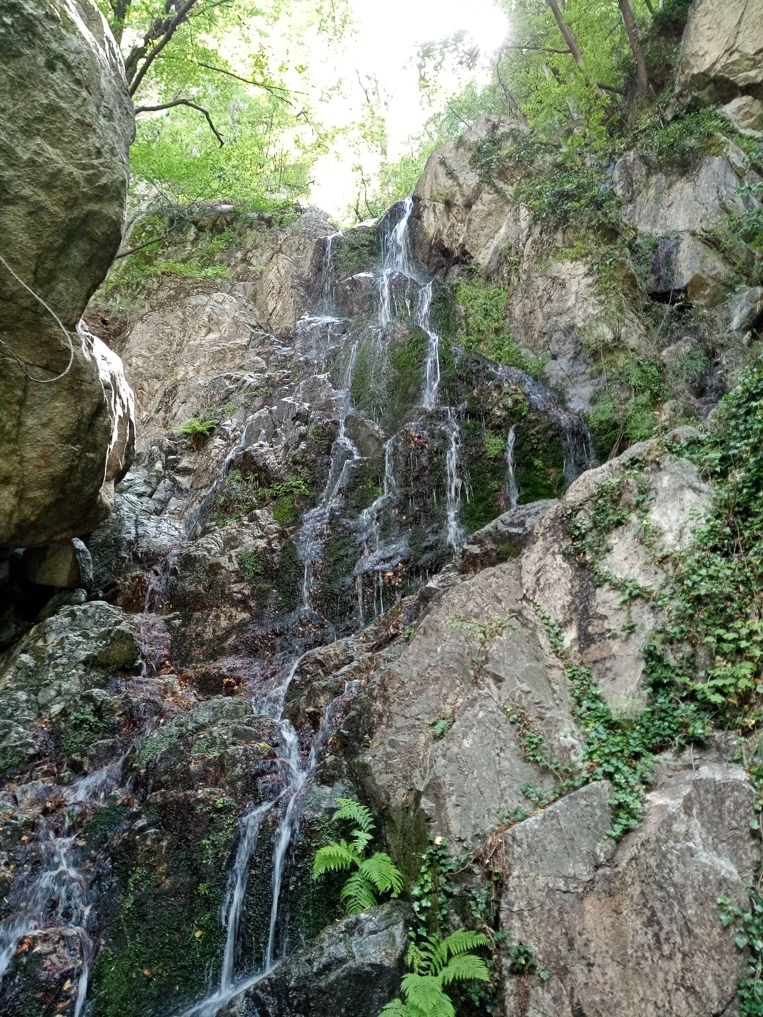 Водопад десен приток Стара река