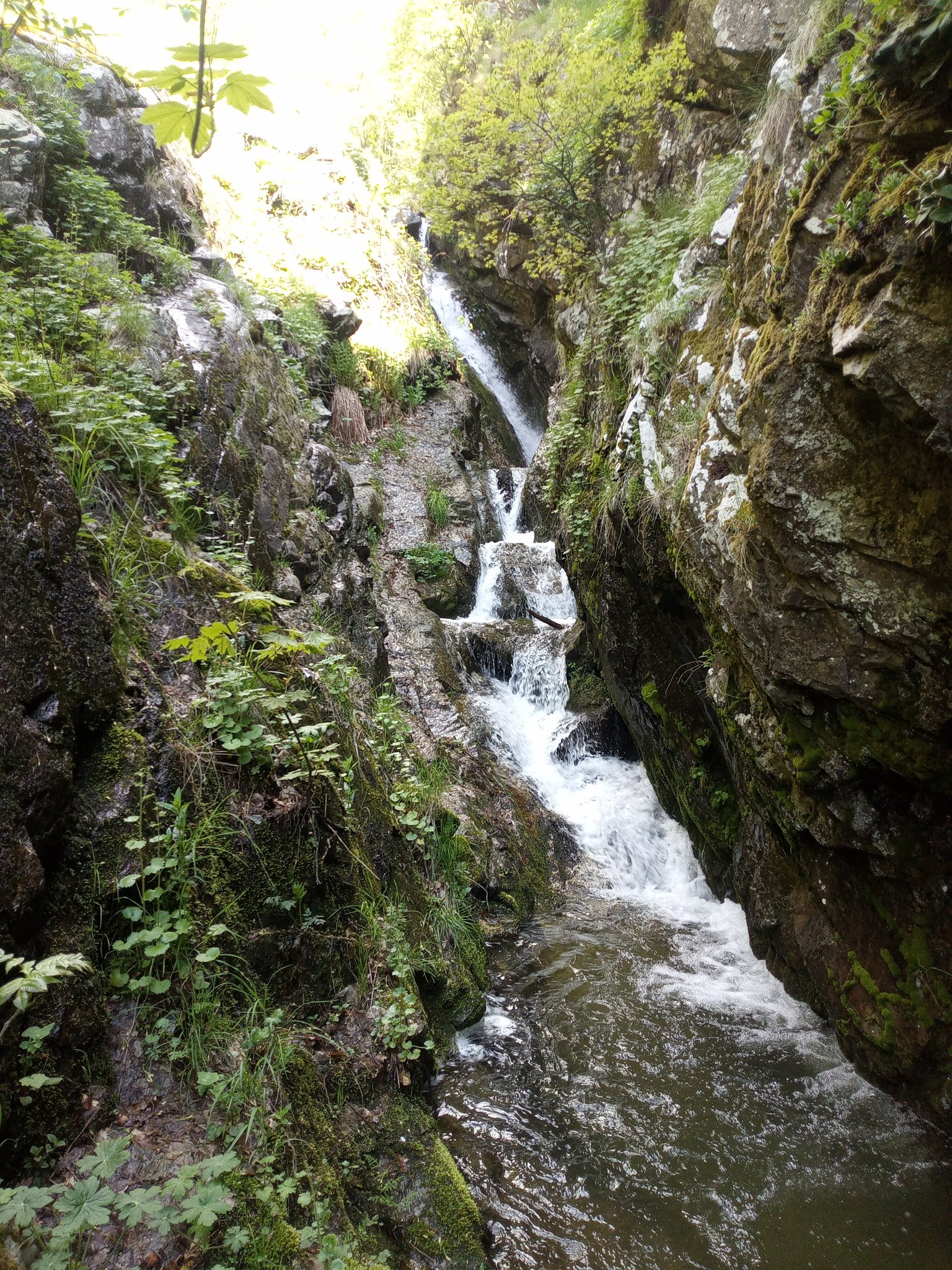 Водопад Сакардере 10