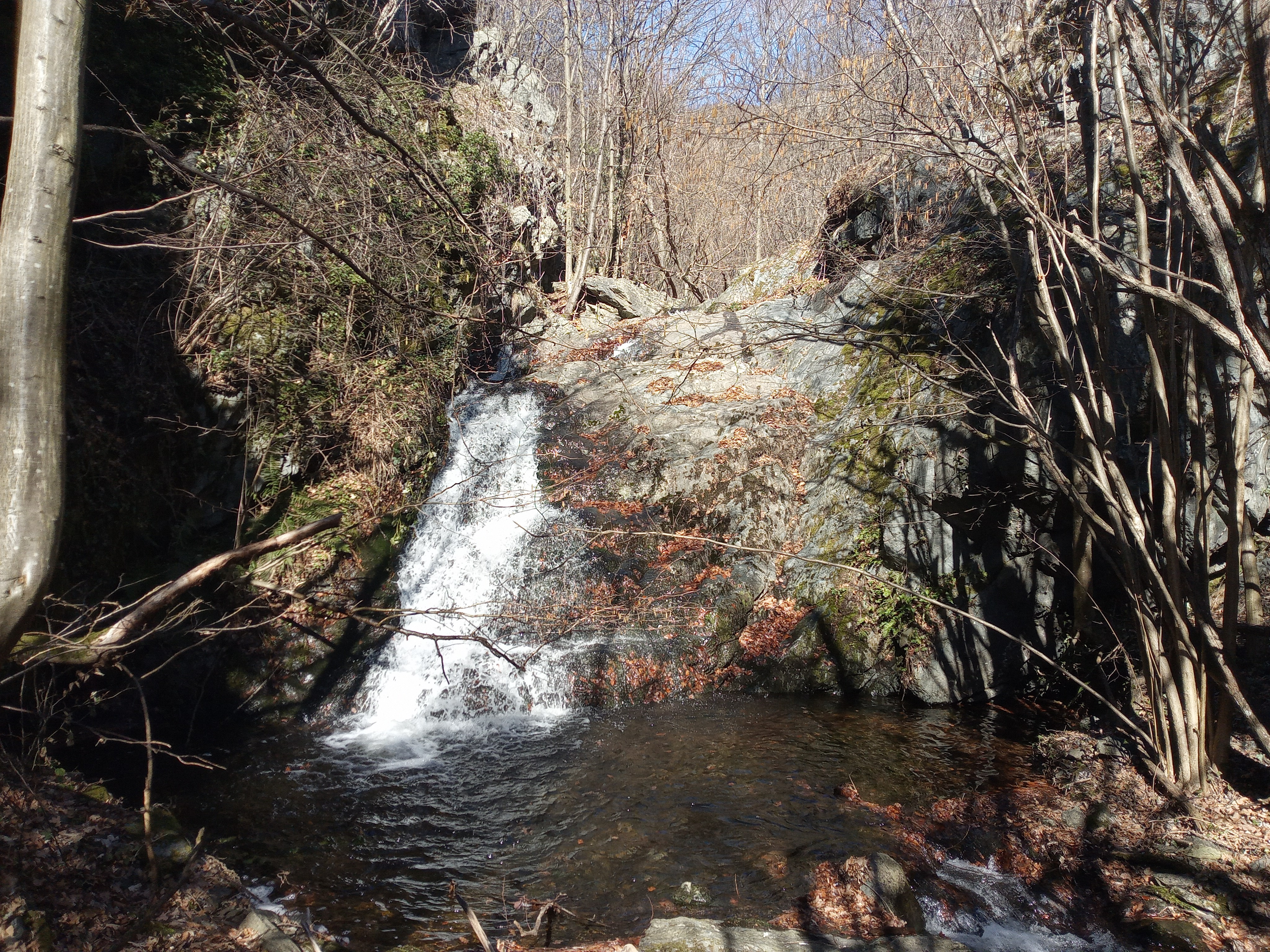 Водопад Сухата река 2