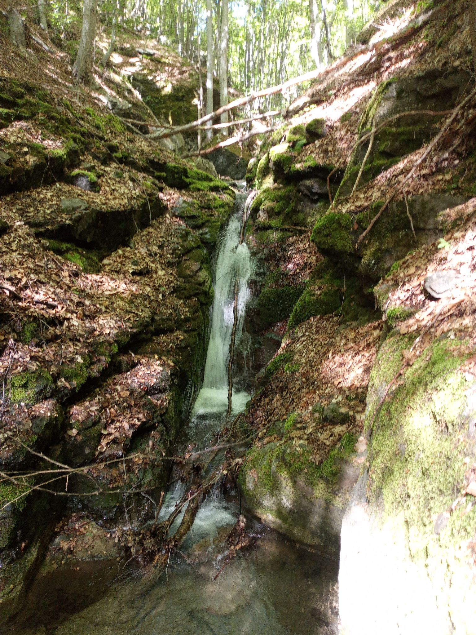 Горен водопад вада Вангелова чука