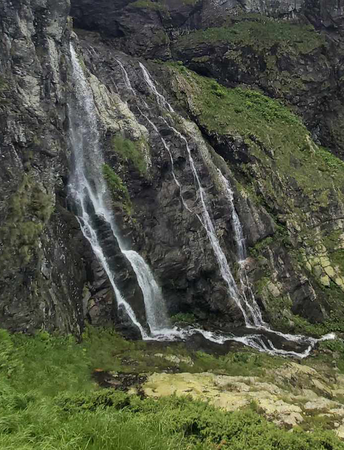 Водопад Двете вади