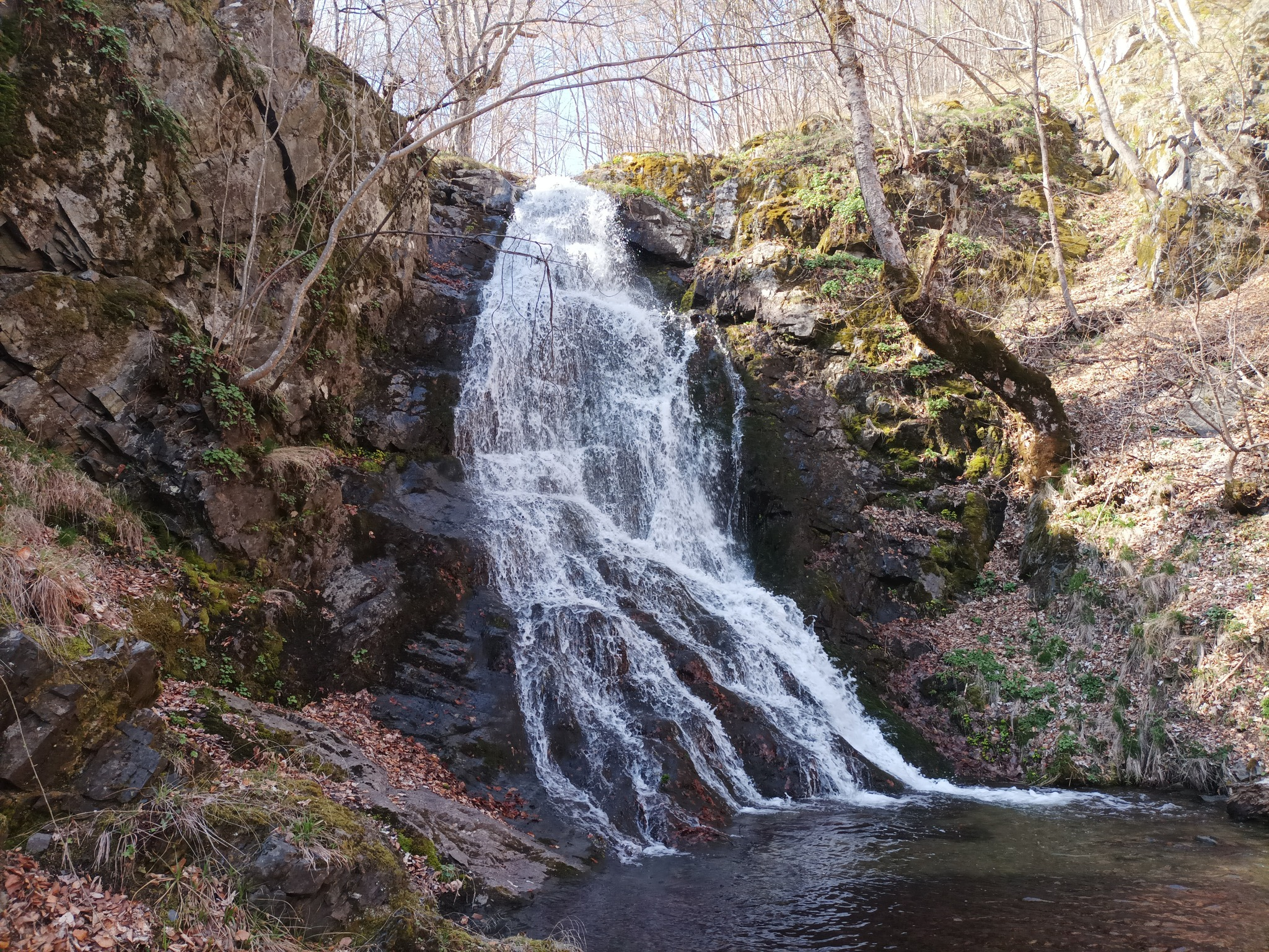 Светишки водопад