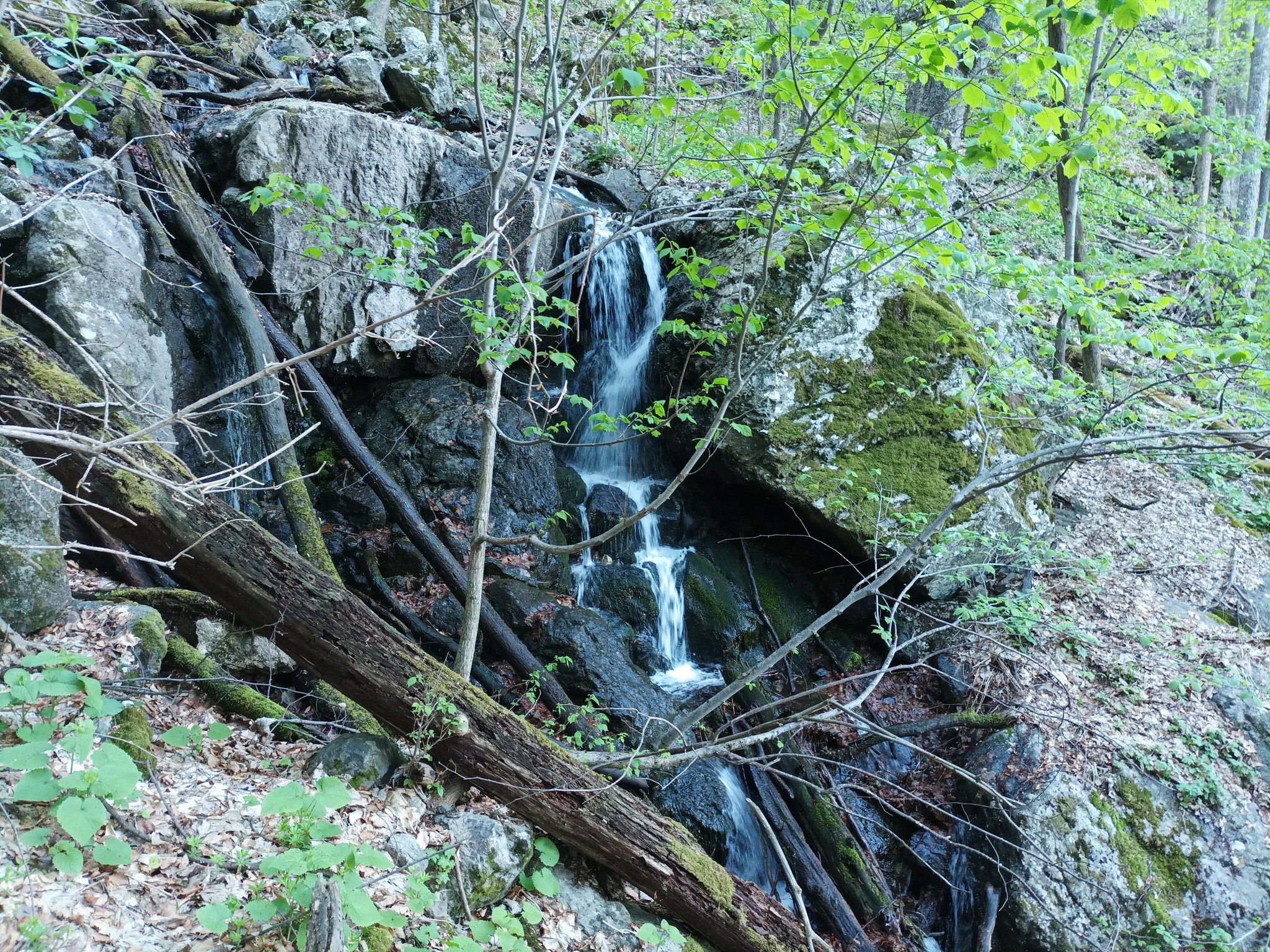 Долен водопад Мечита дере