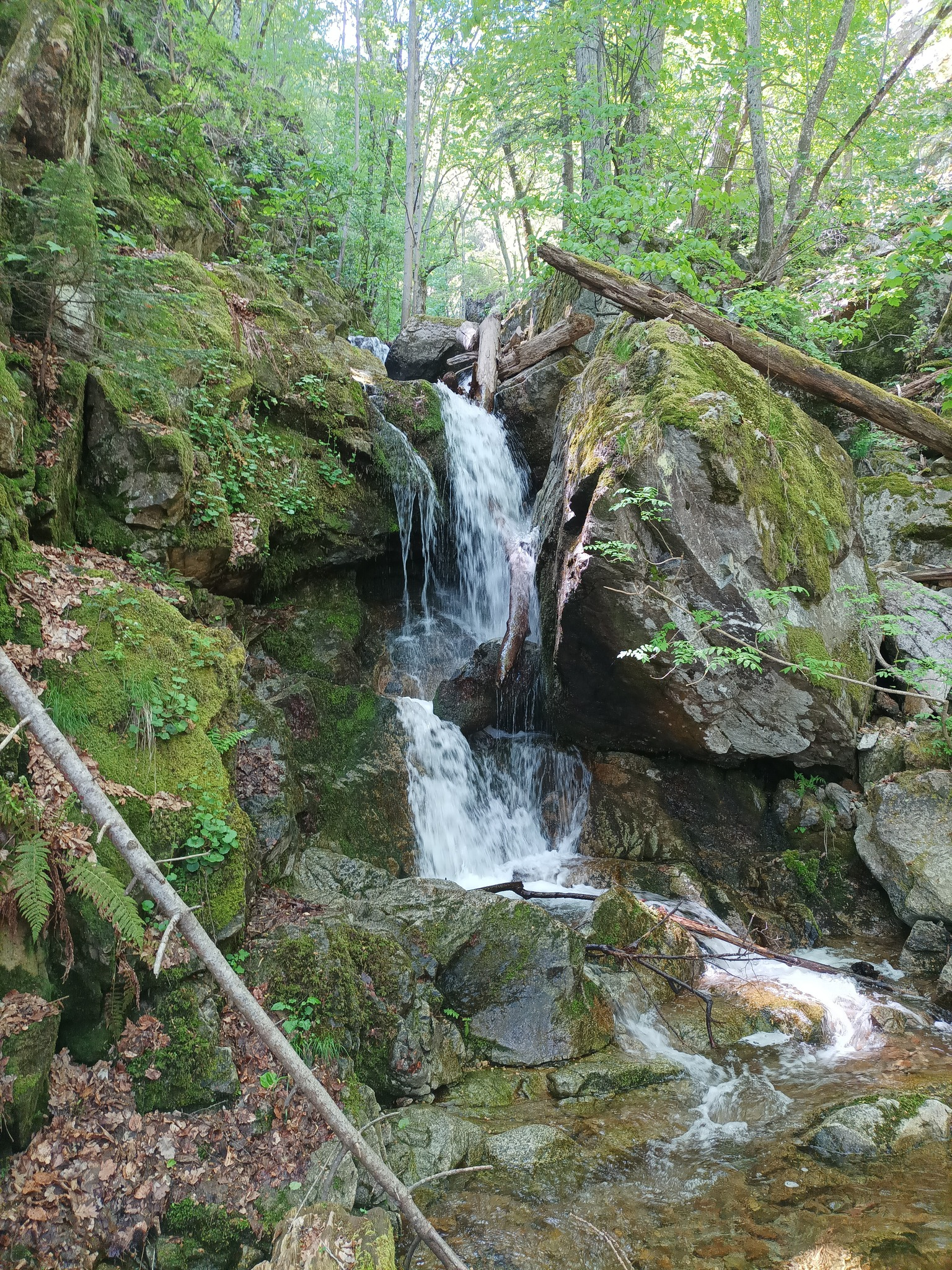 Водопад Отбита река 1