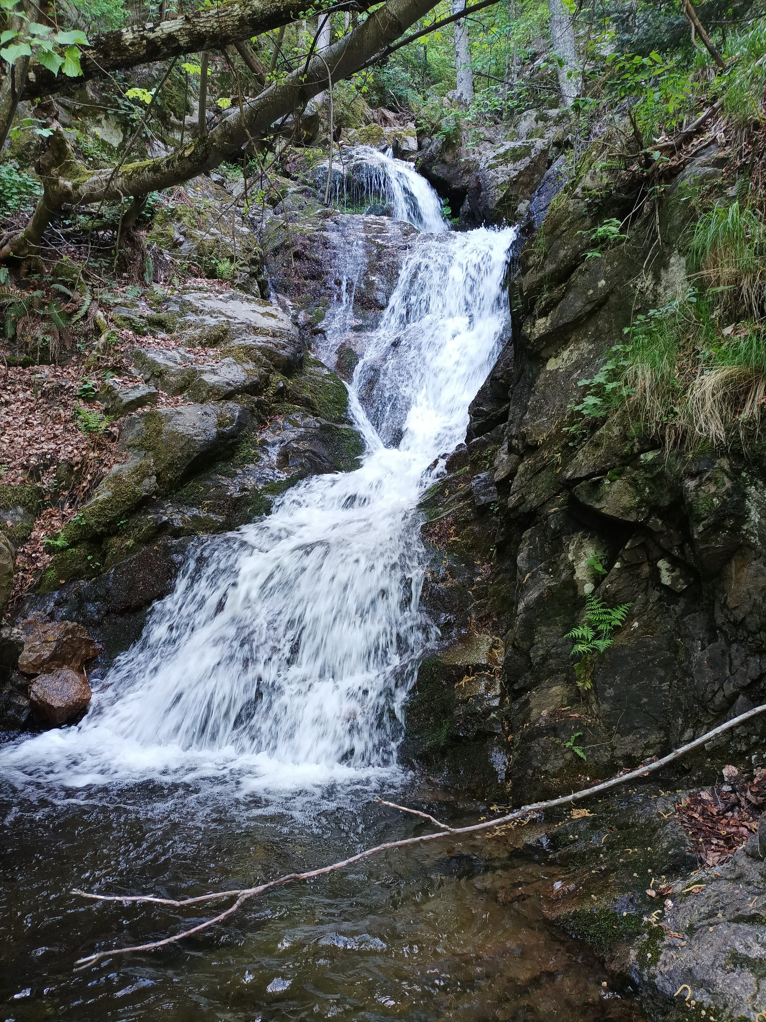 Водопад Отбита река 5