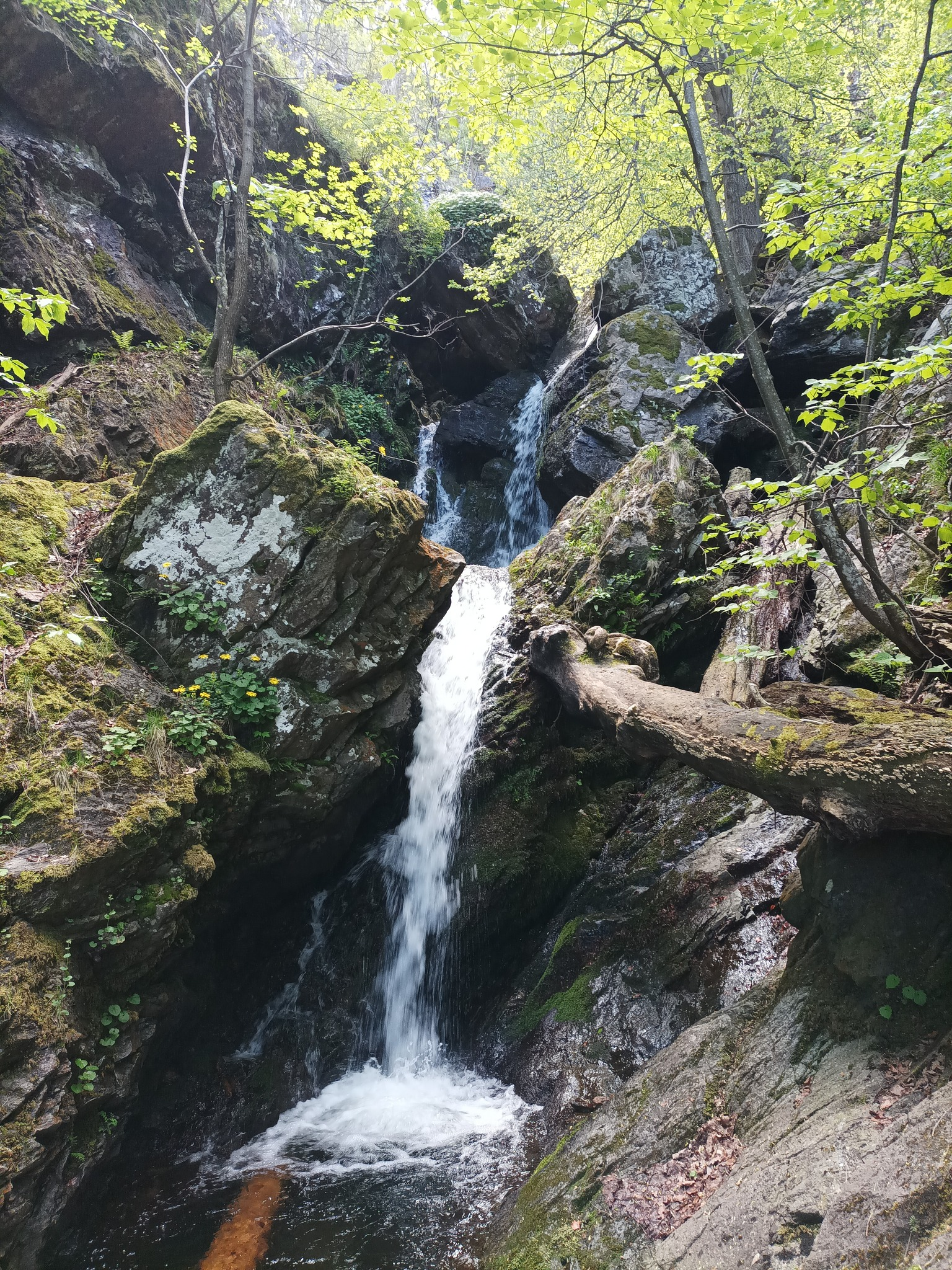 Каскада Отбита река 3