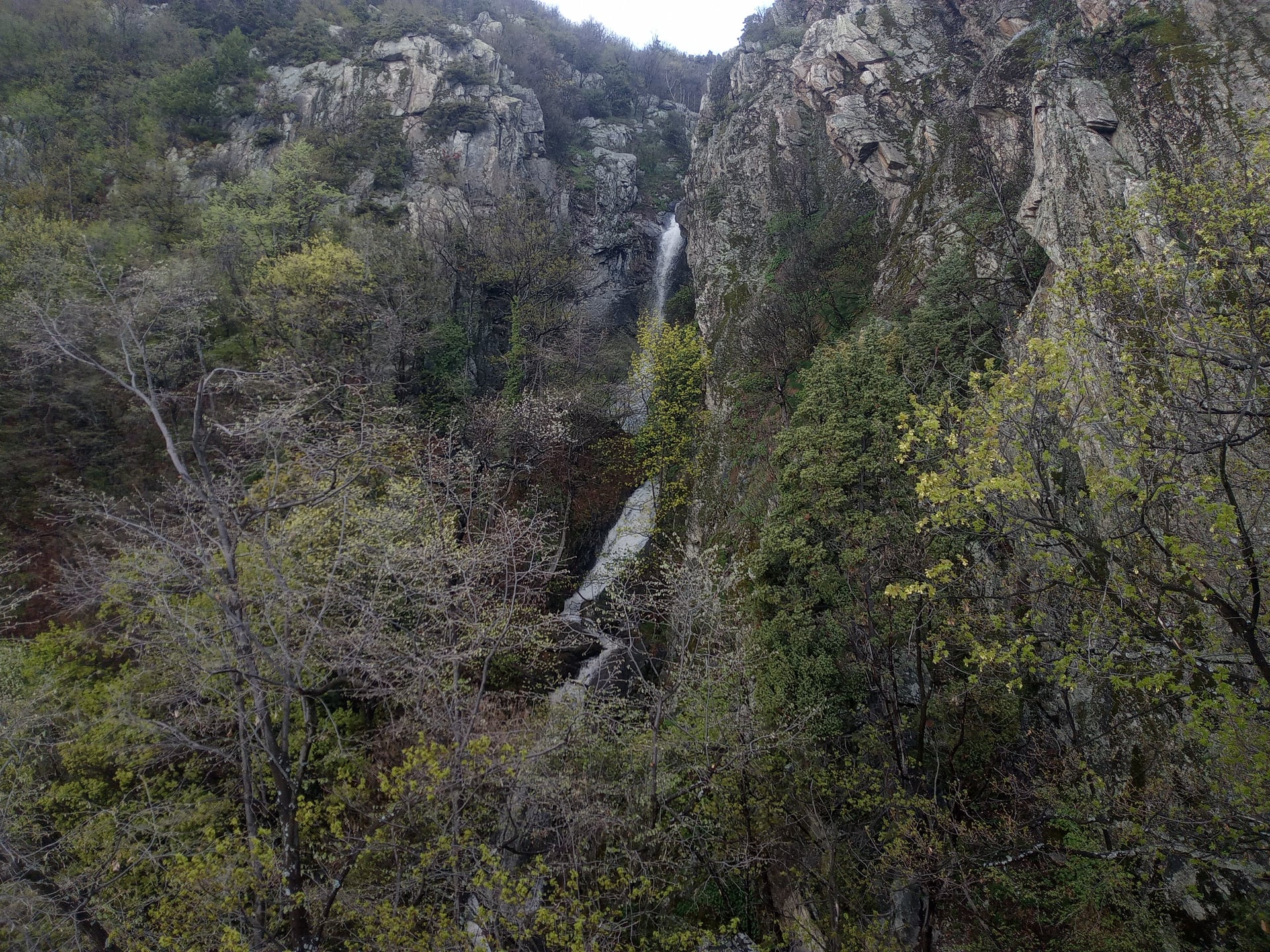 Водопад Малка Николищница