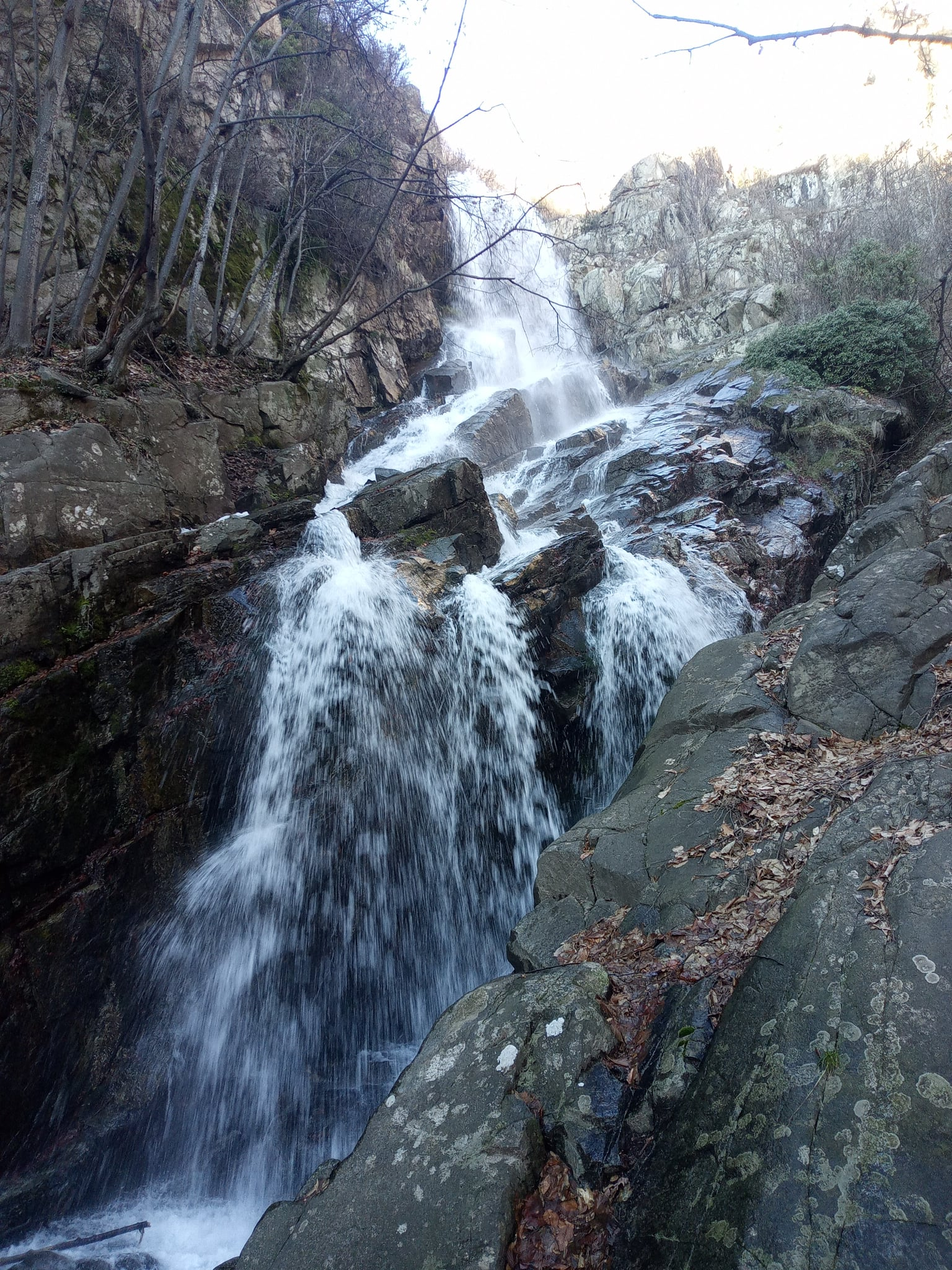 Водопад Неволя