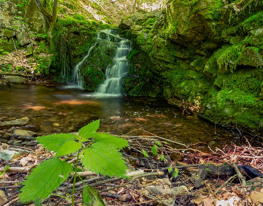 Горен водопад Мечка река