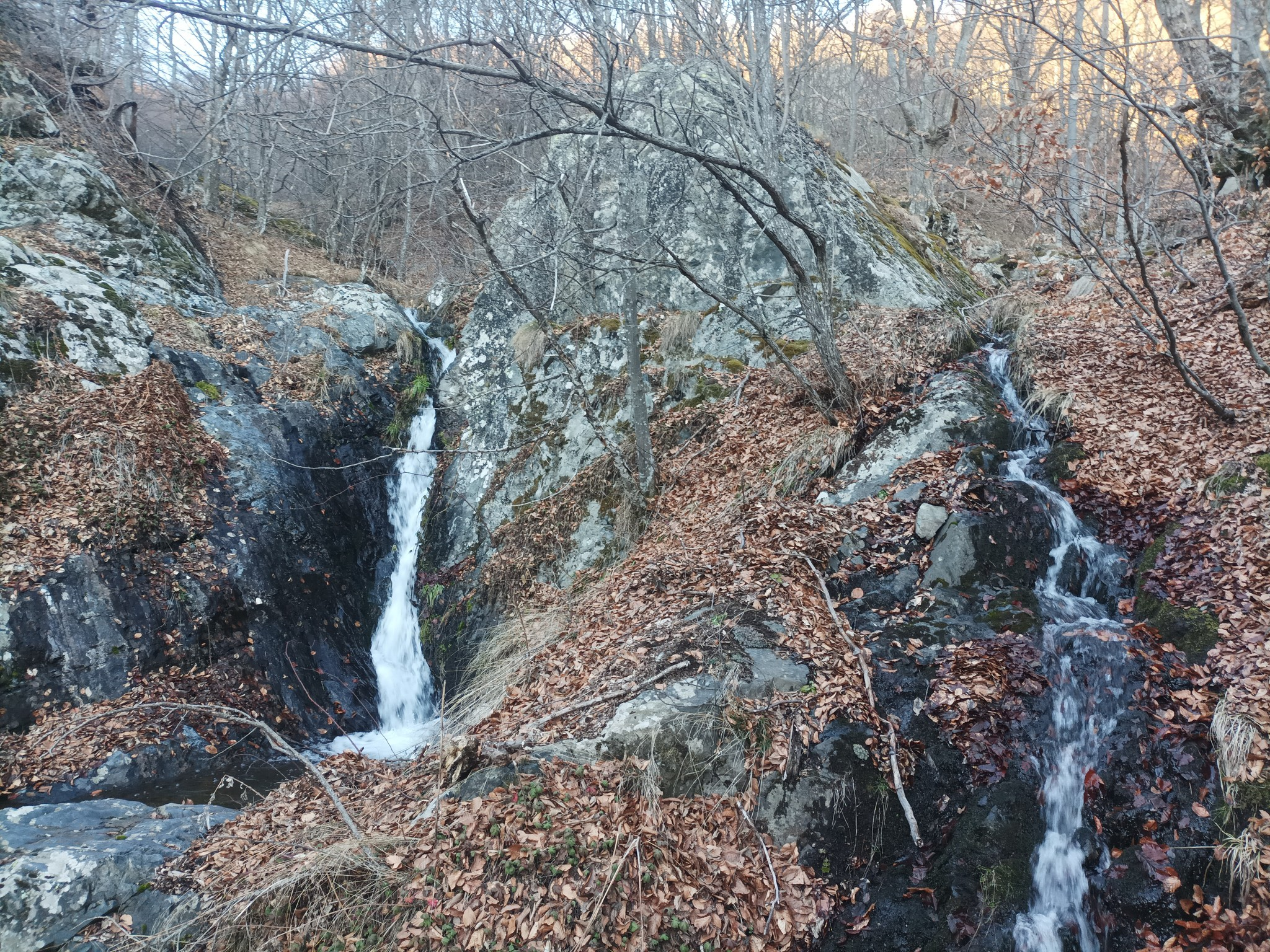 Водопад Ачдере 15