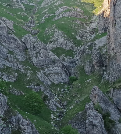 Водопад Ливадката 