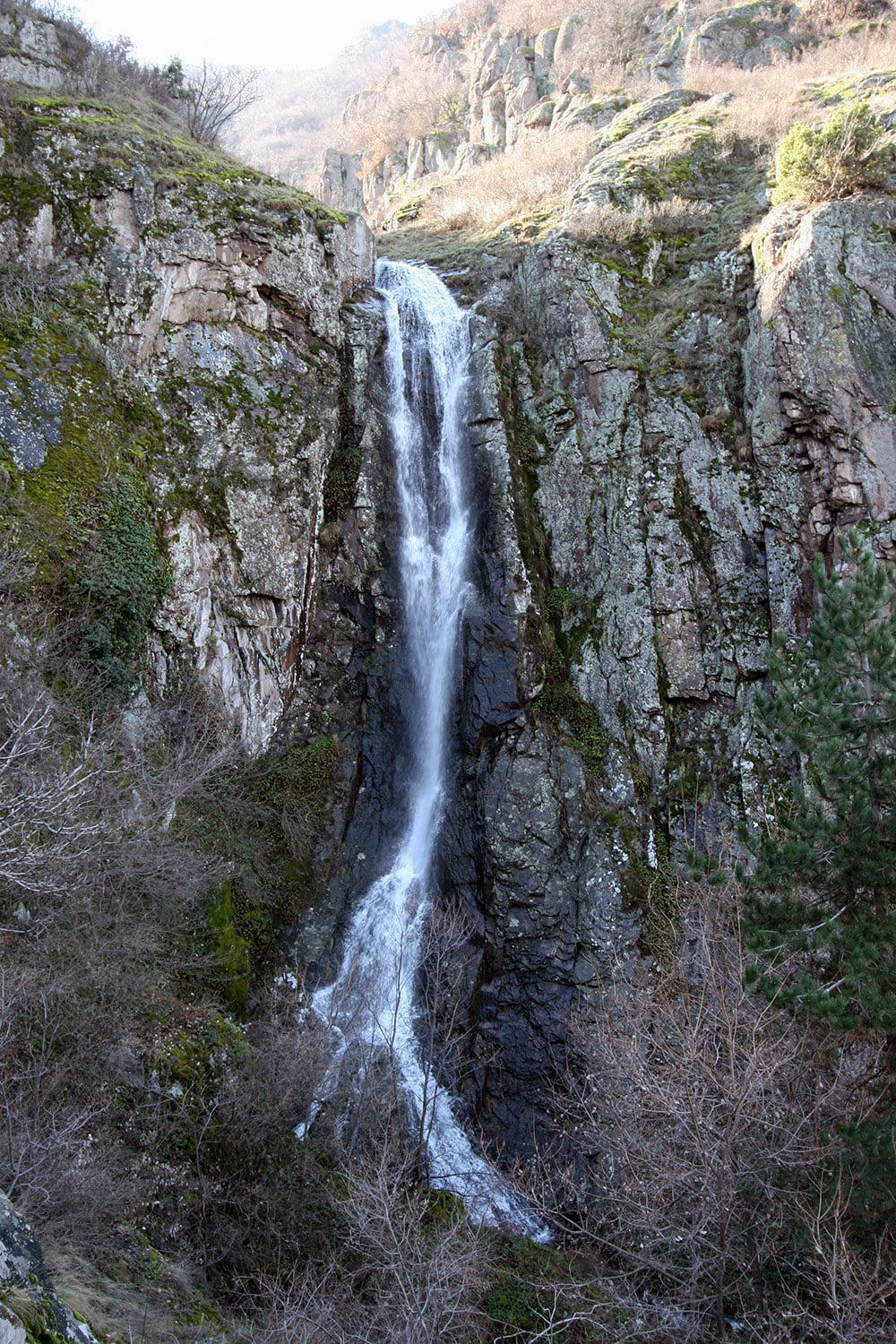 Устински водопад