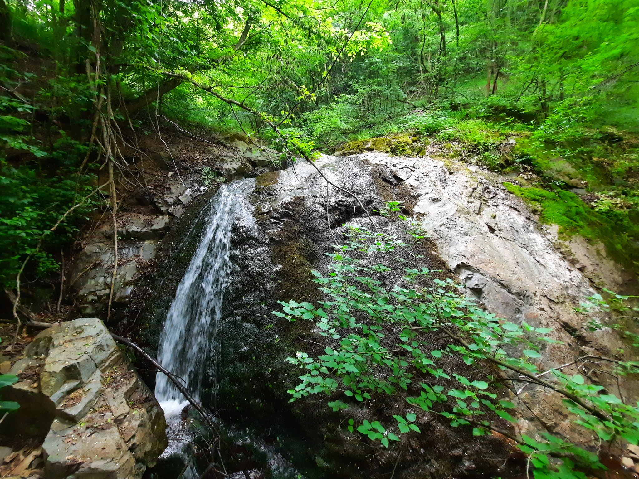 Водопад Очиндол