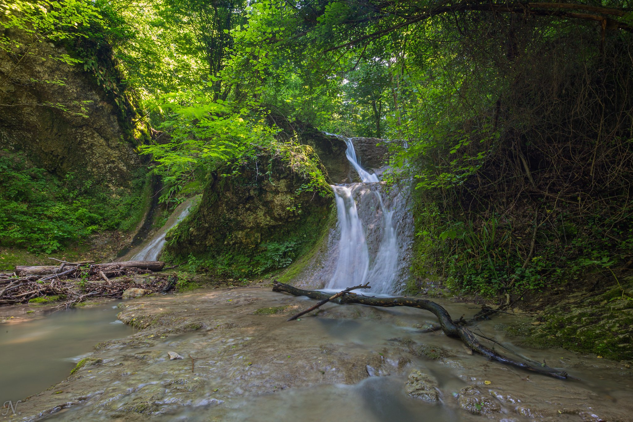 Водопад Орлов камък