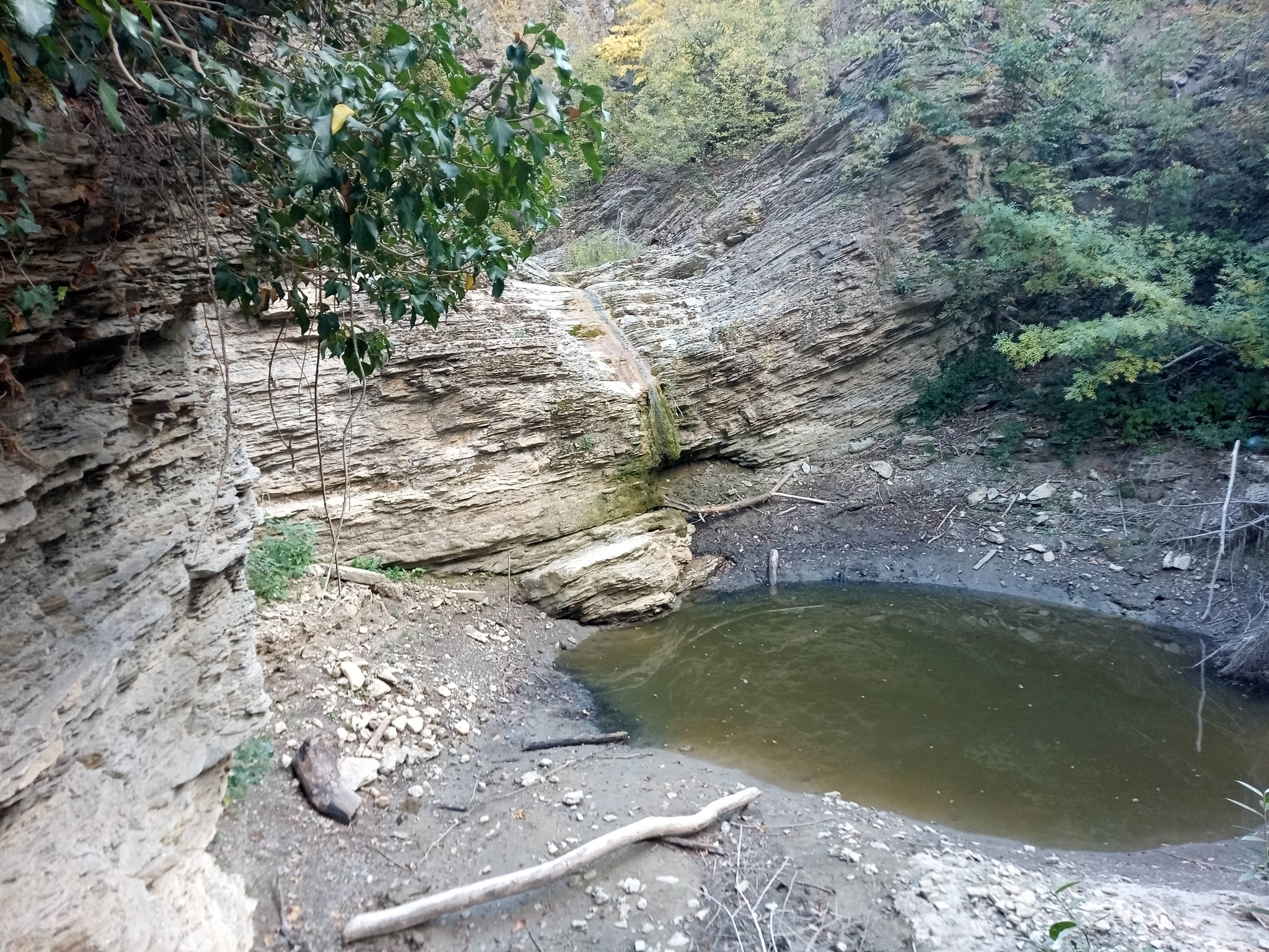 Долен водопад Коджакая дереси