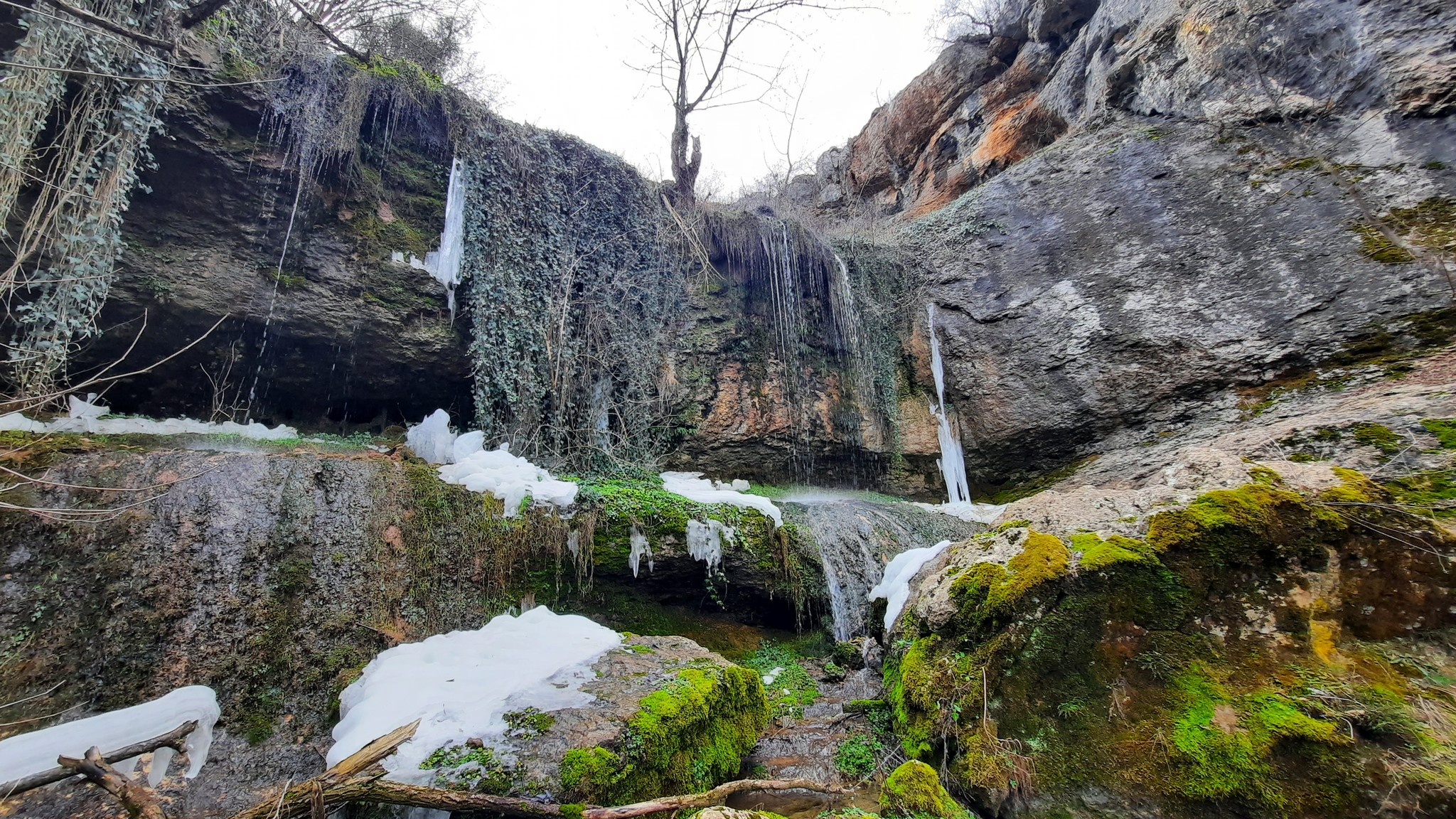 Водопад Безименен Горен