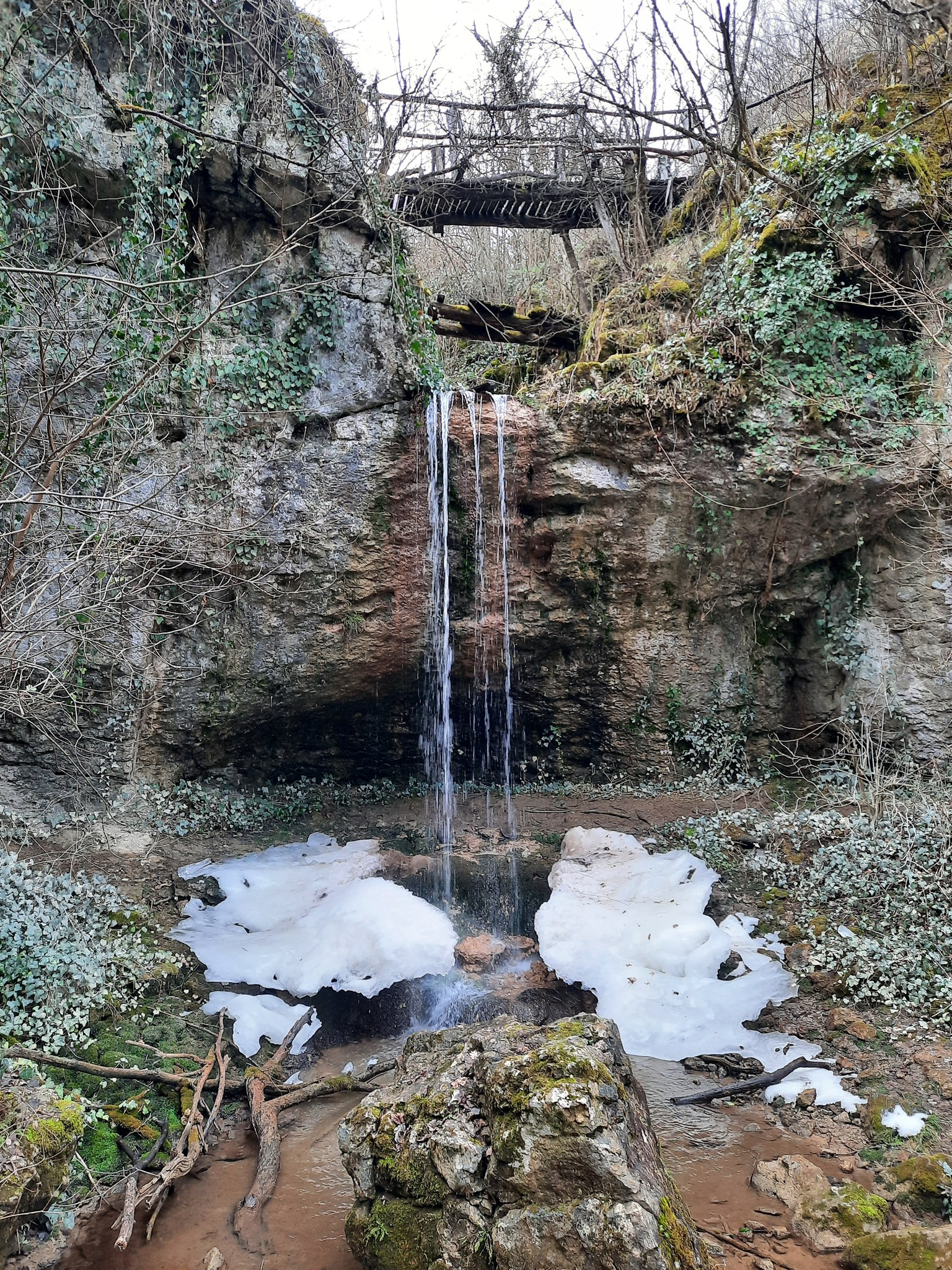 Водопад Картала