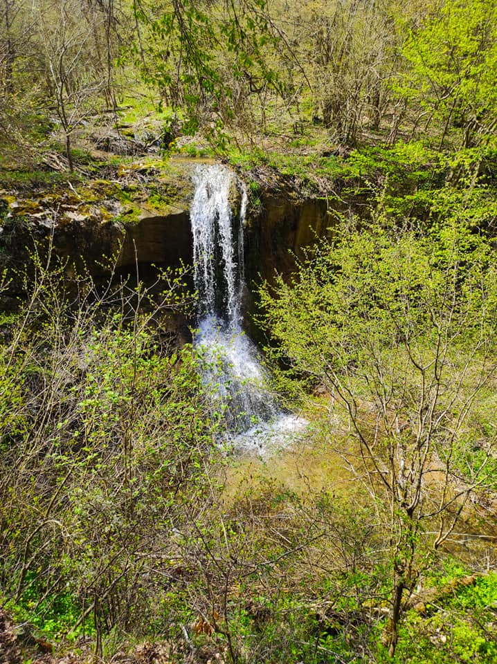 Водопад Перошата
