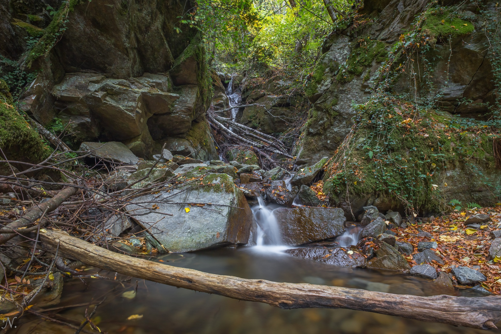 Лешнишки водопад