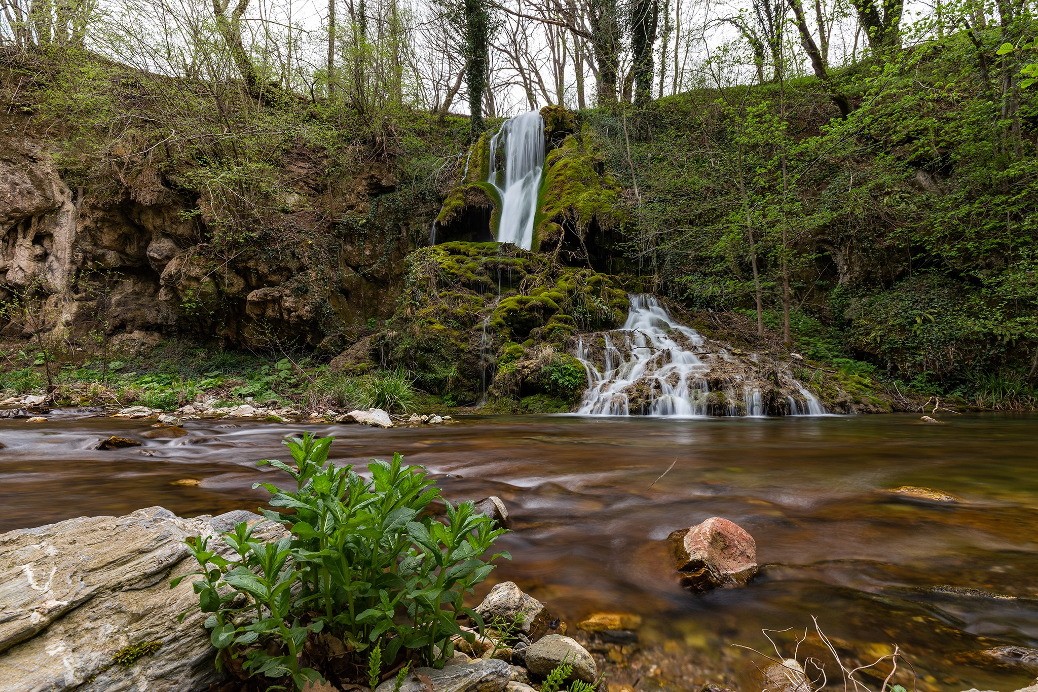 Скрит водопад(Kатун)