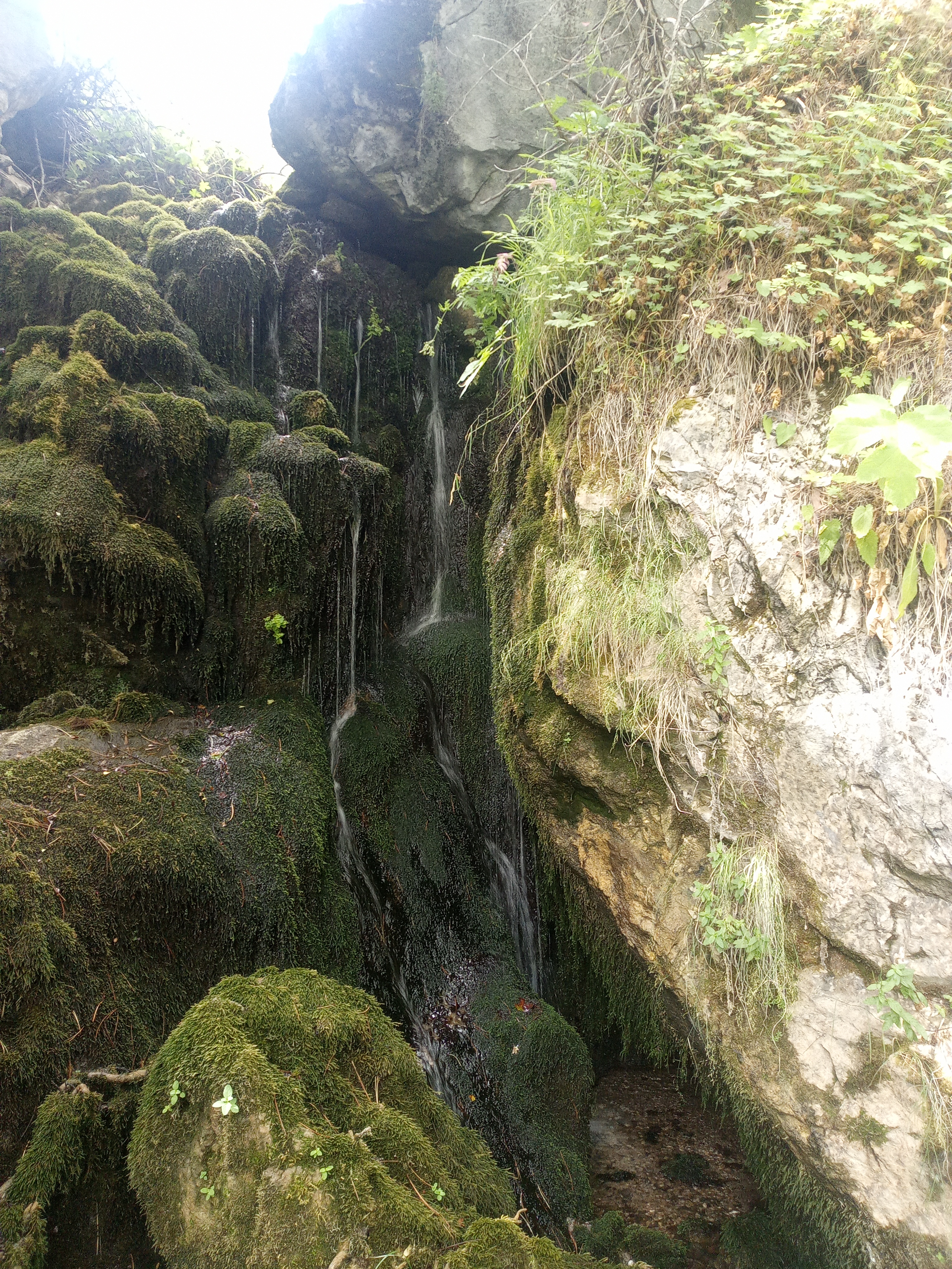 Горен водопад Селска река