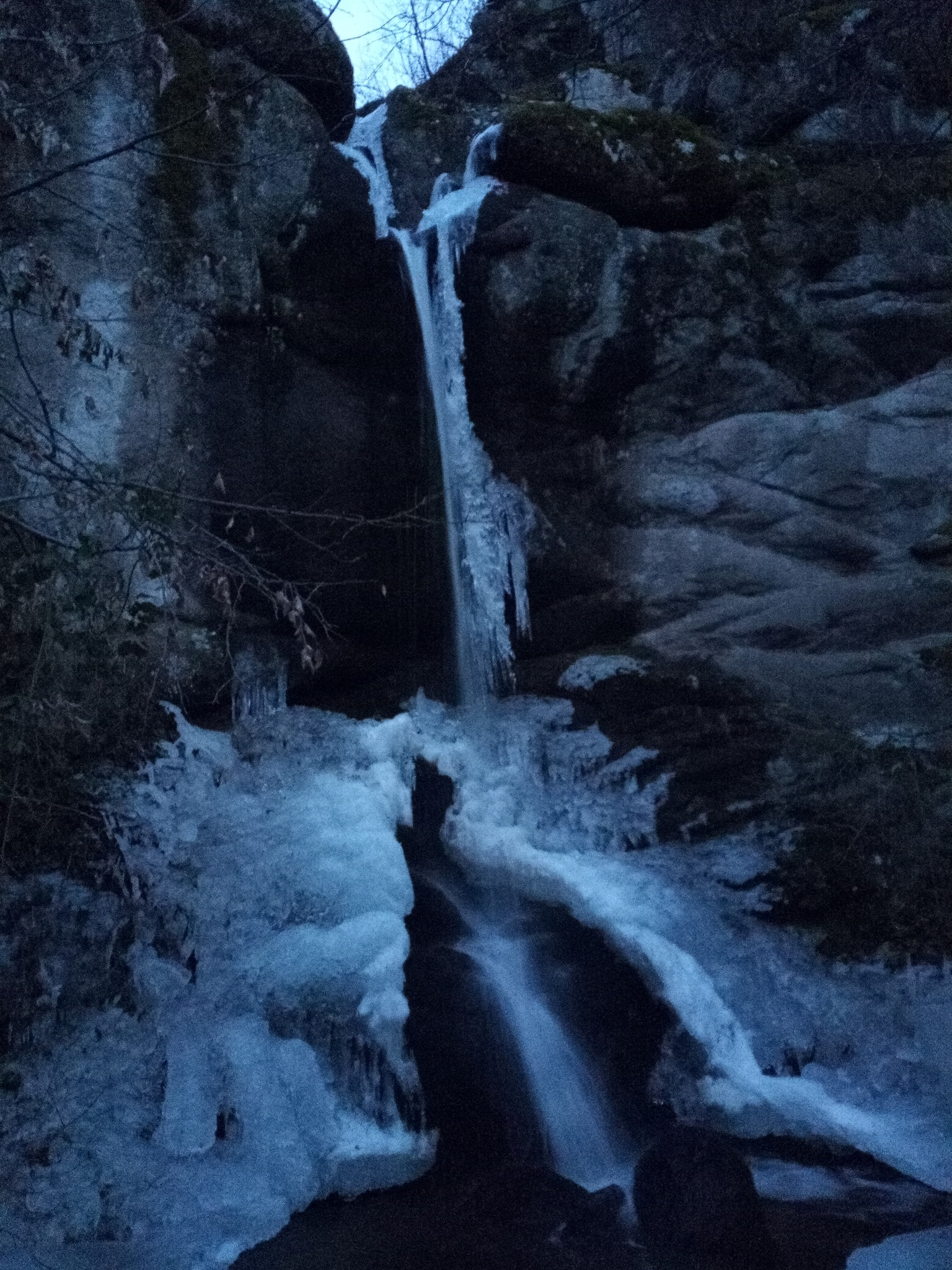 Долен водопад Сухин дол