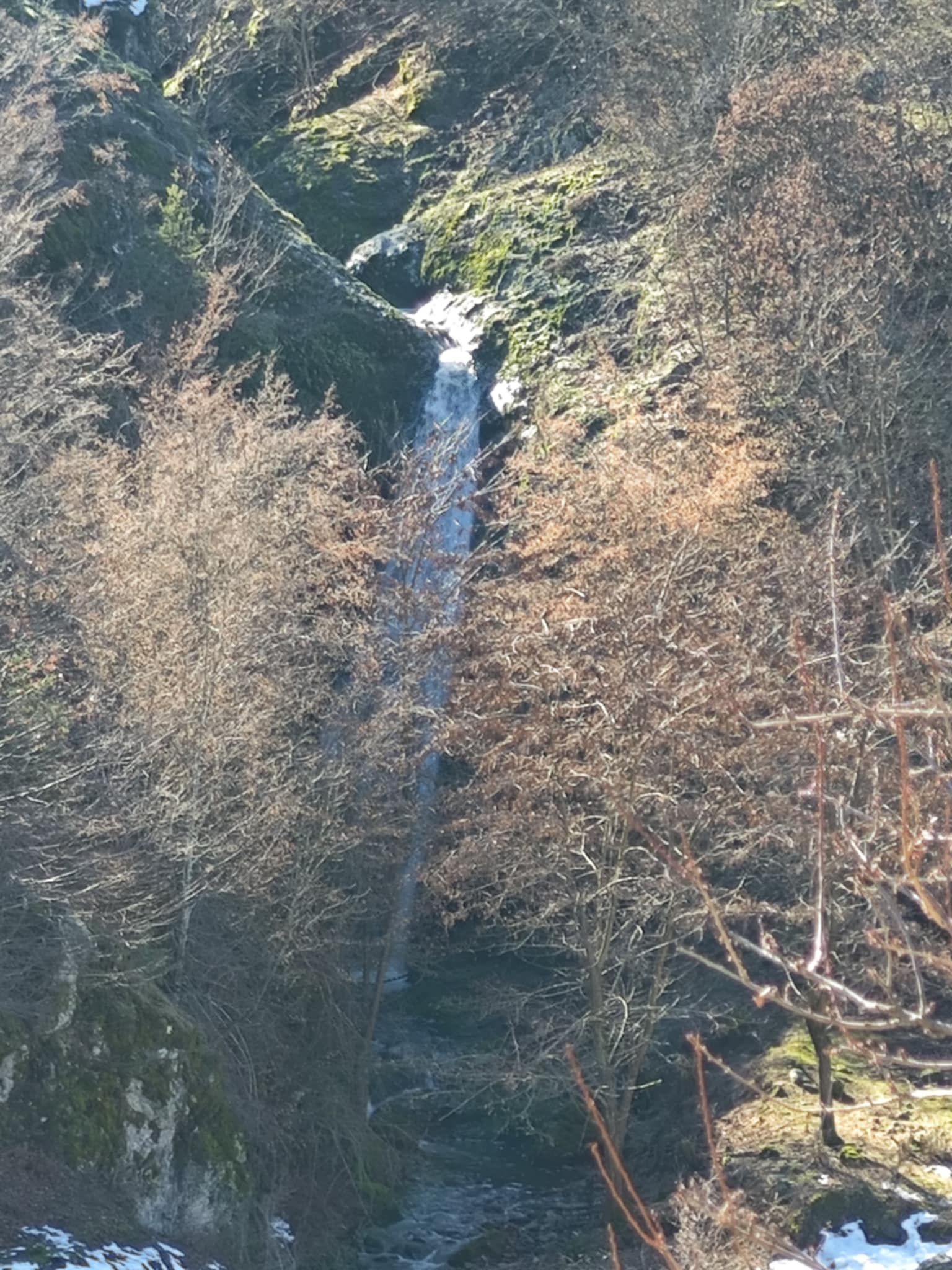 Водопад Ададереси