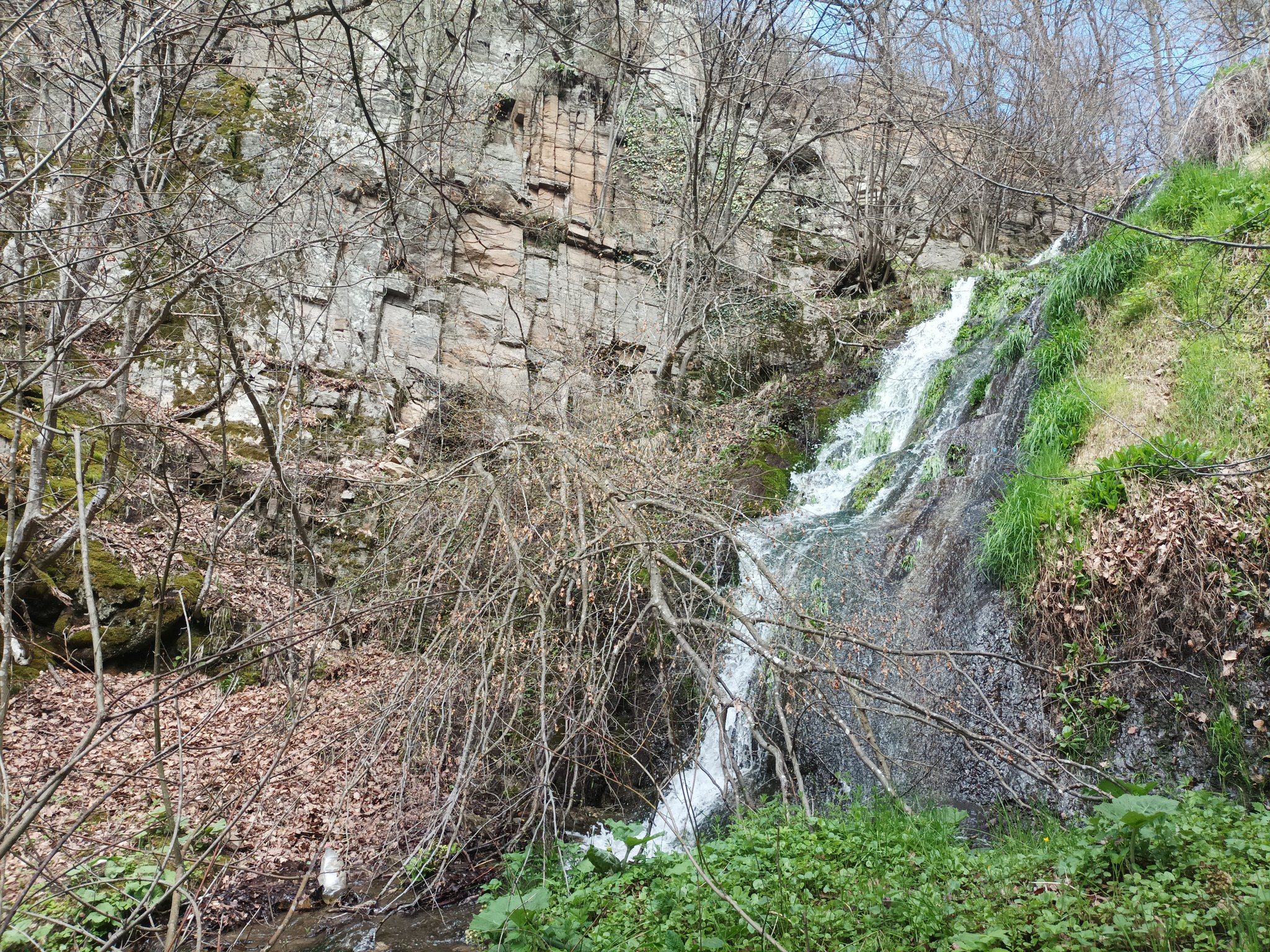 Долен Лясковски водопад