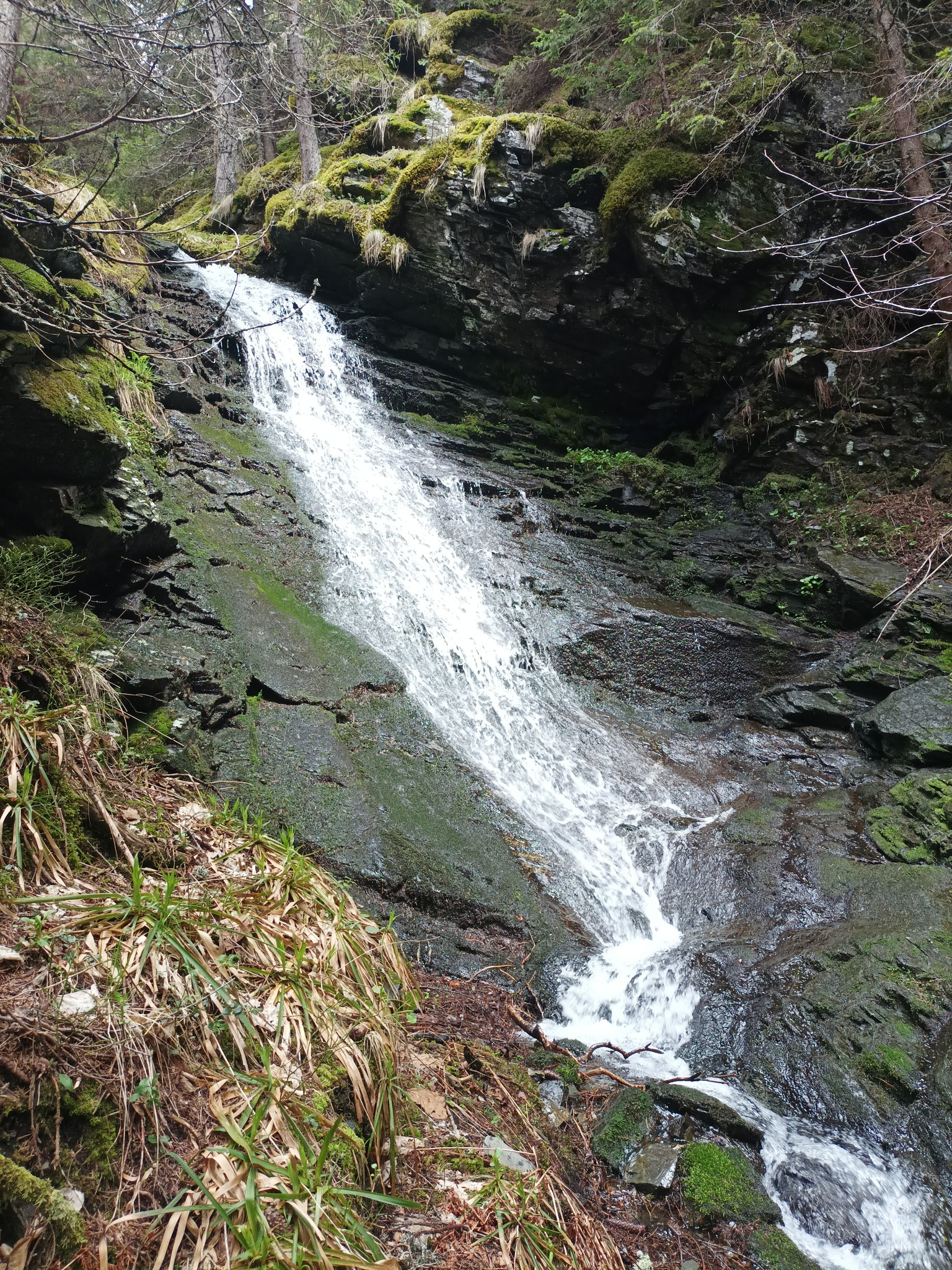 Водопад Малкия Башит 13