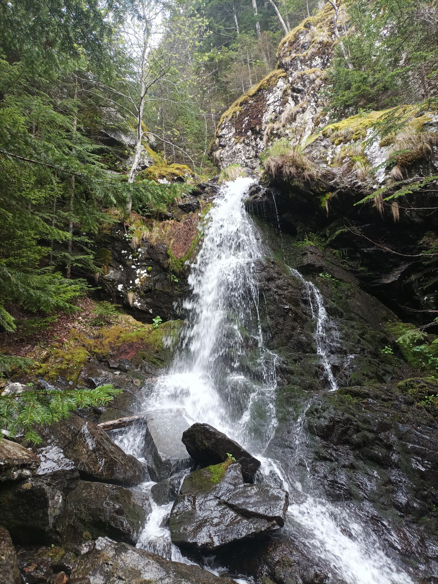 Водопад Малкия Башит 7