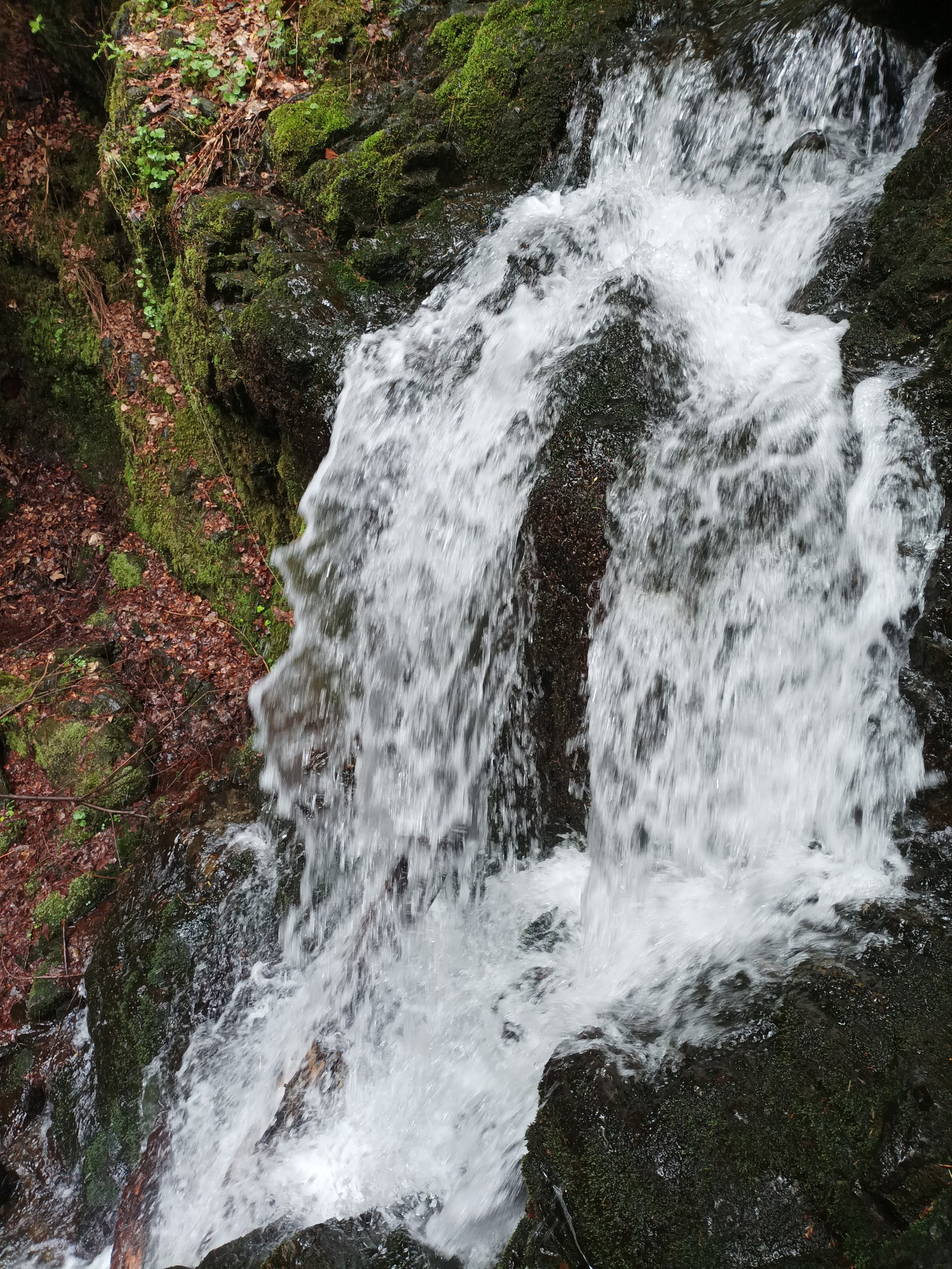 Водопад Малкия Башит 4