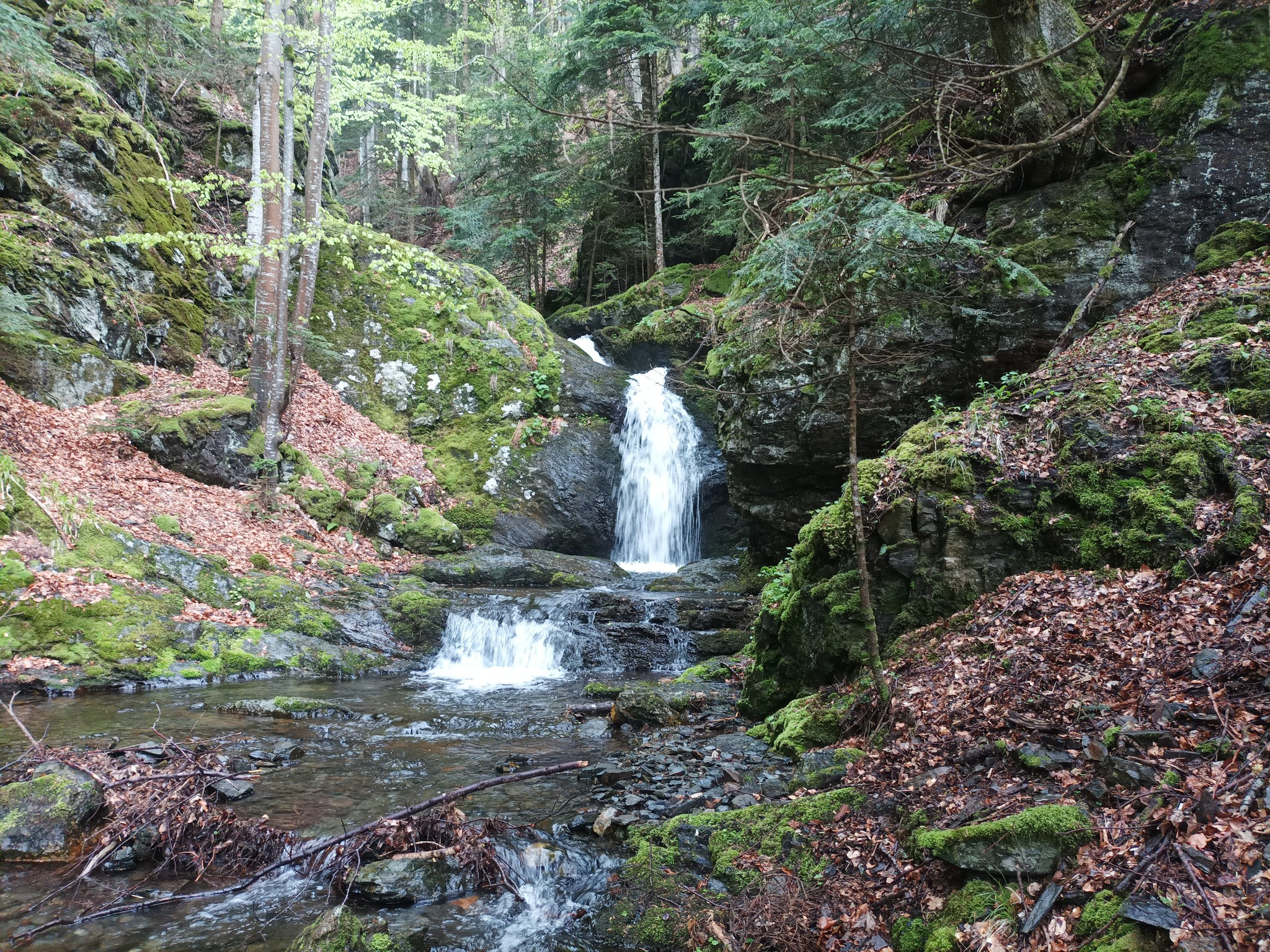 Водопад Малкия Башит 3