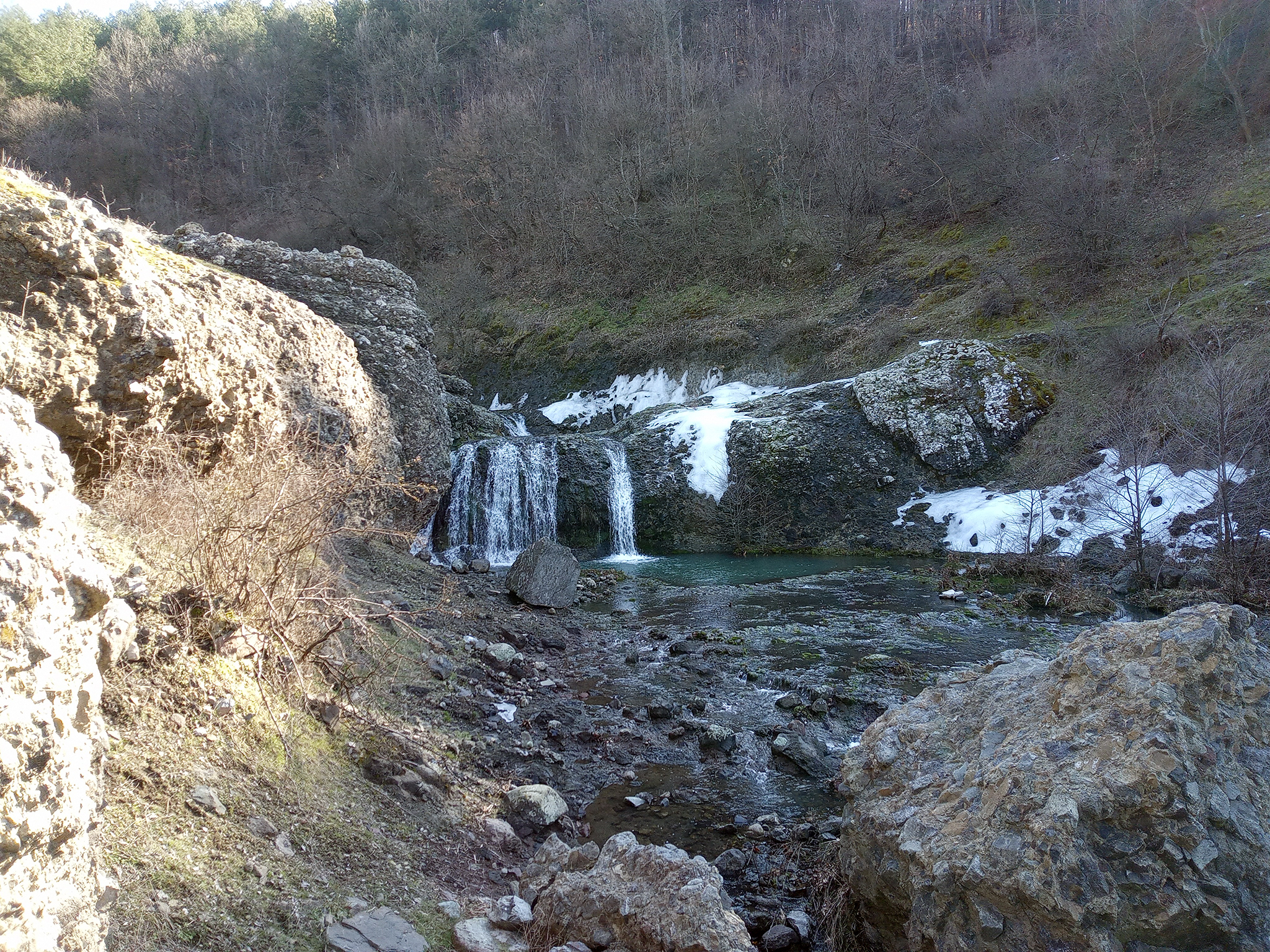 Долен праг Бююк дере