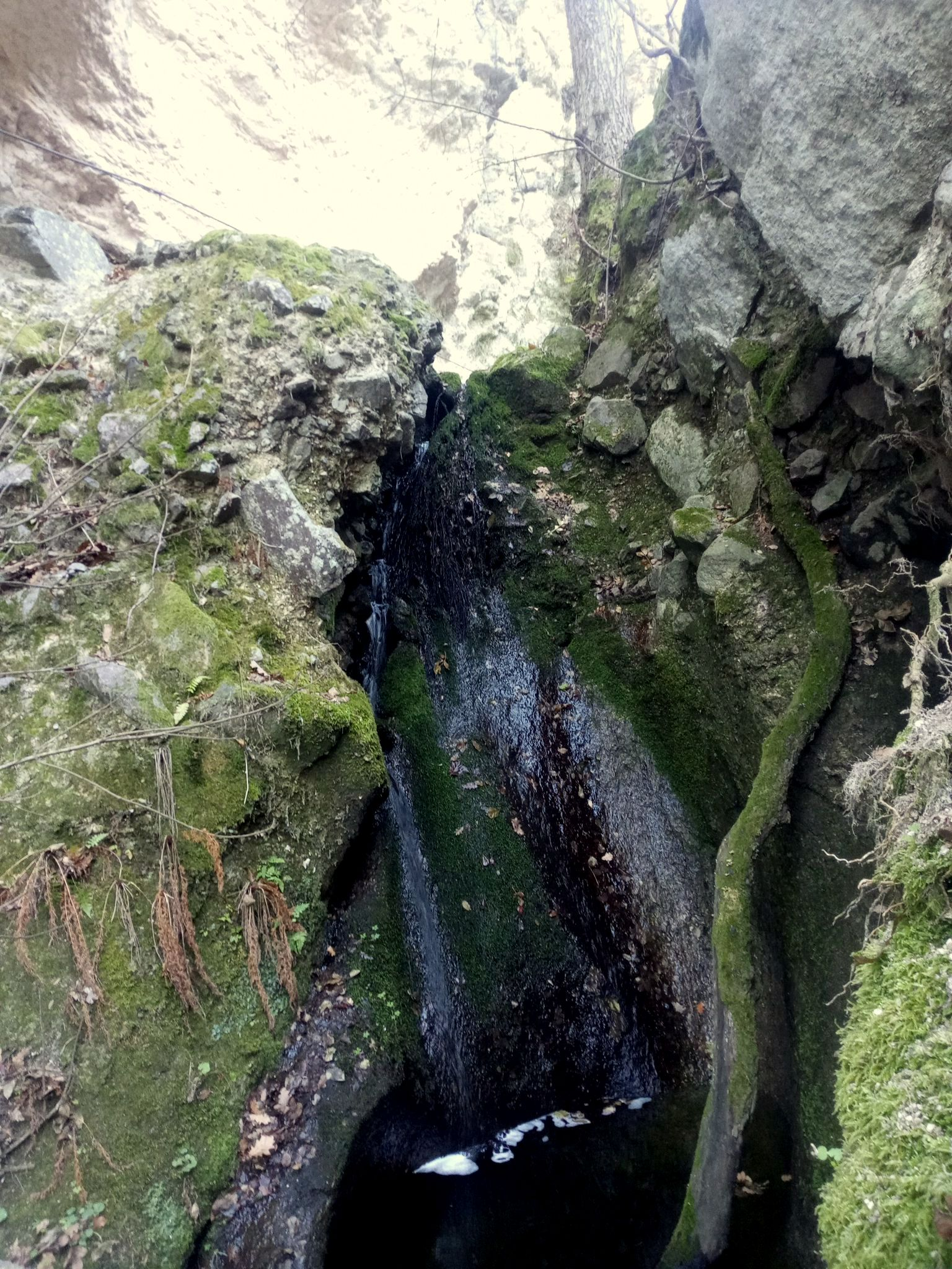 Долен водопад Карабедик дере