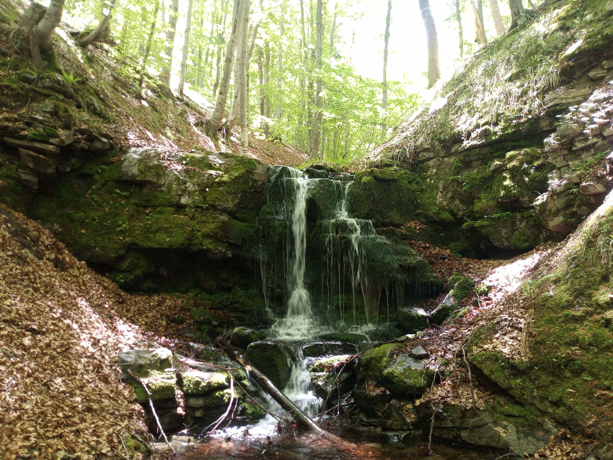 Водопад 2 басейн Раворска река
