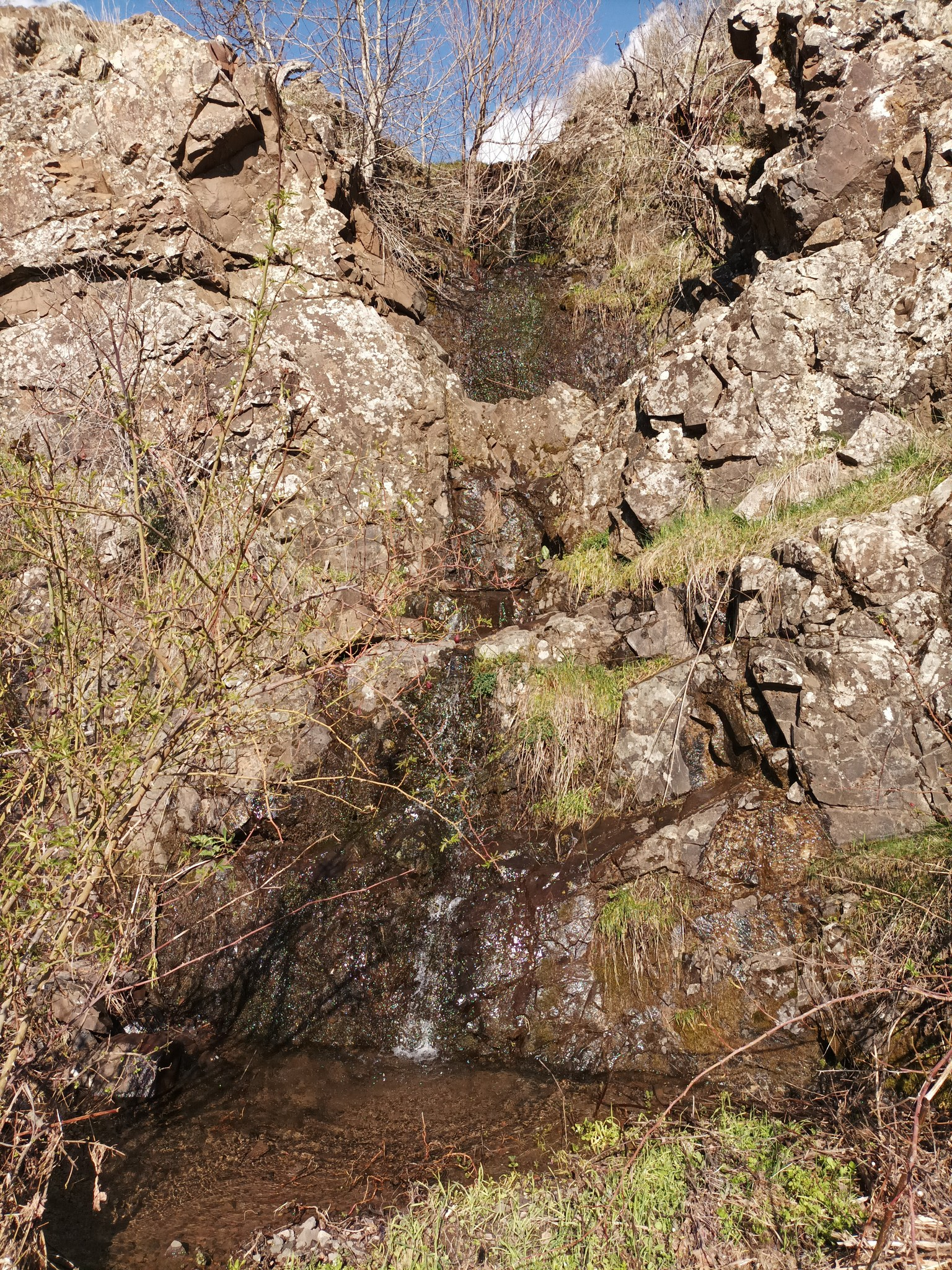 Водопад горен десен приток Самокитка 2
