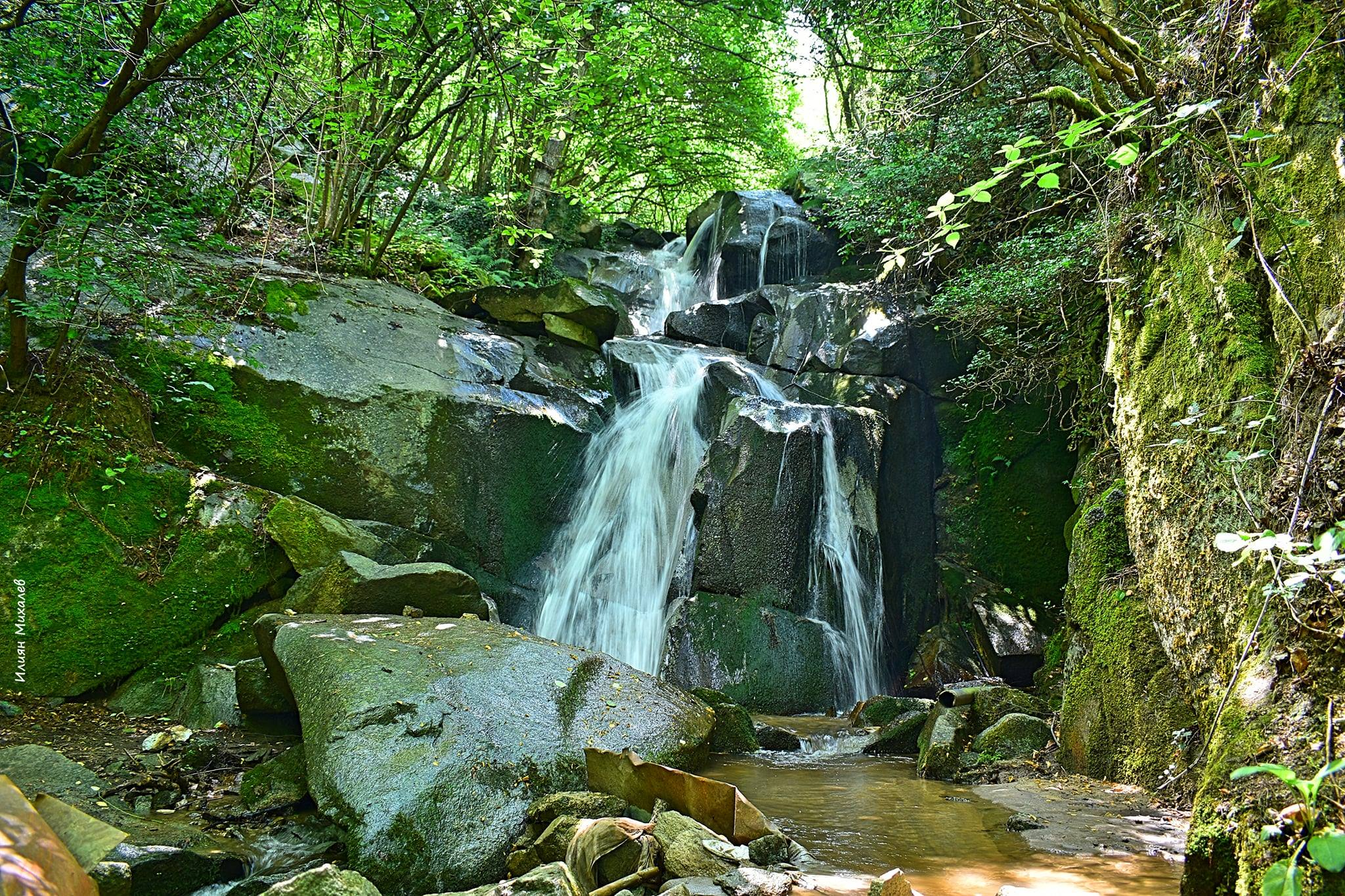 Делчевски водопад