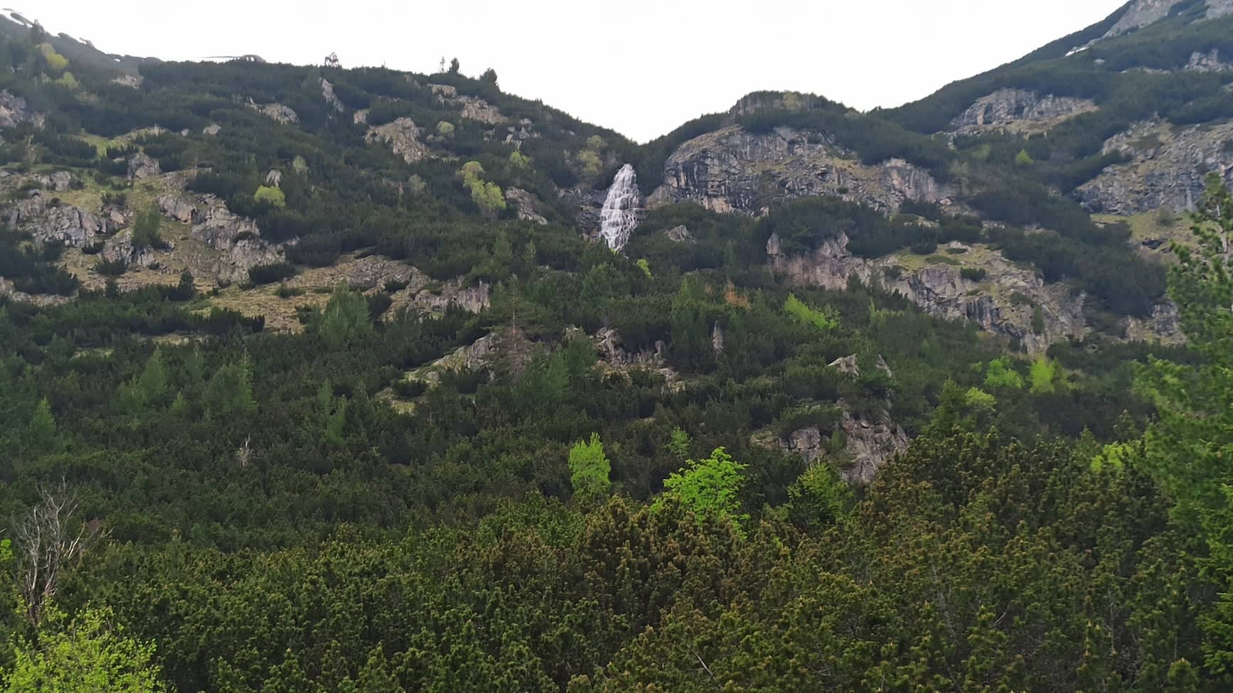 Водопад Песоклива вапа