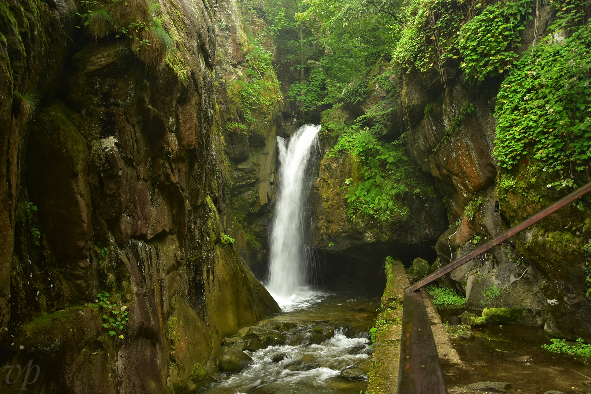 Костенски водопад